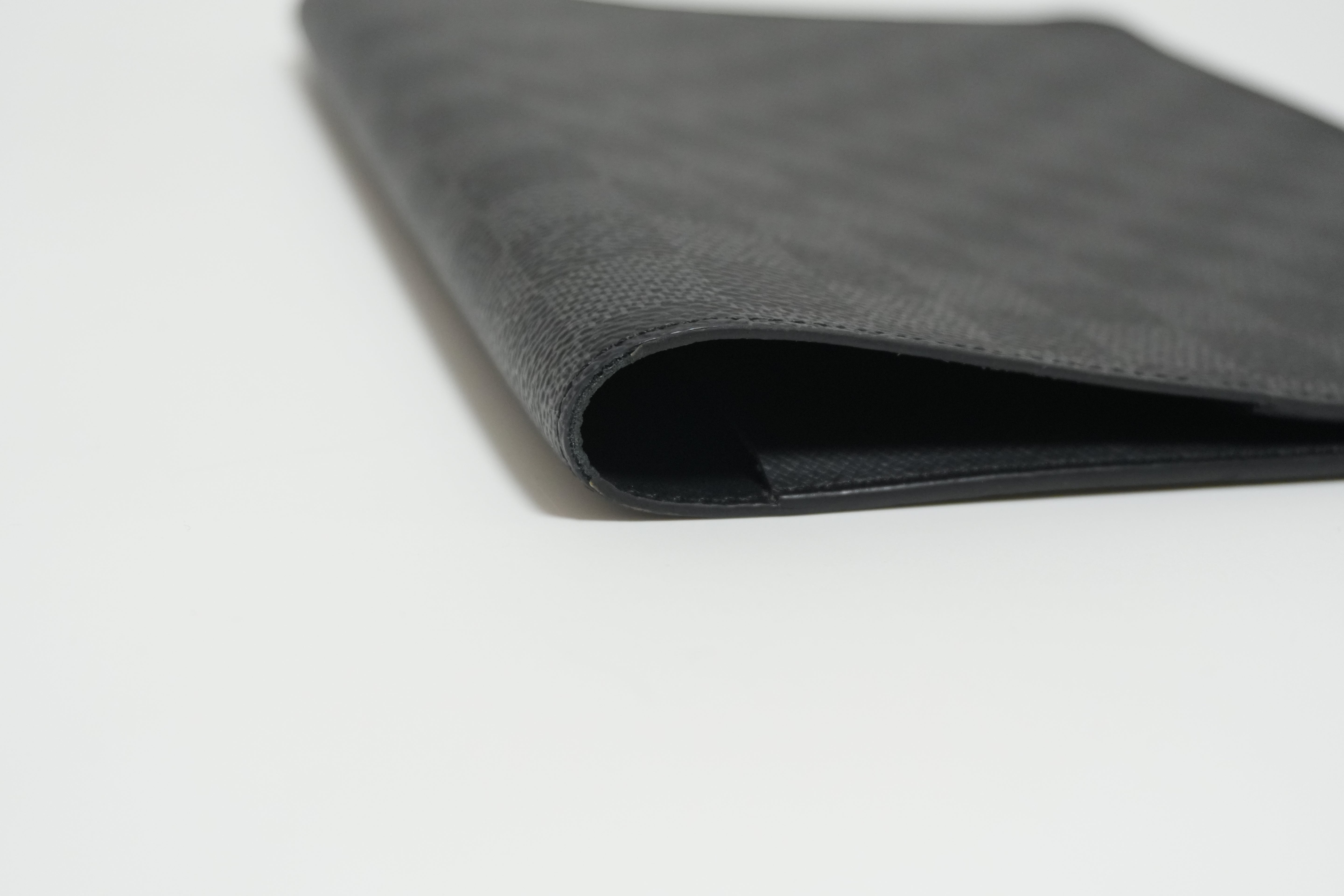 ルイ・ヴィトン ダミエ・グラフィット デスク アジェンダ 中古