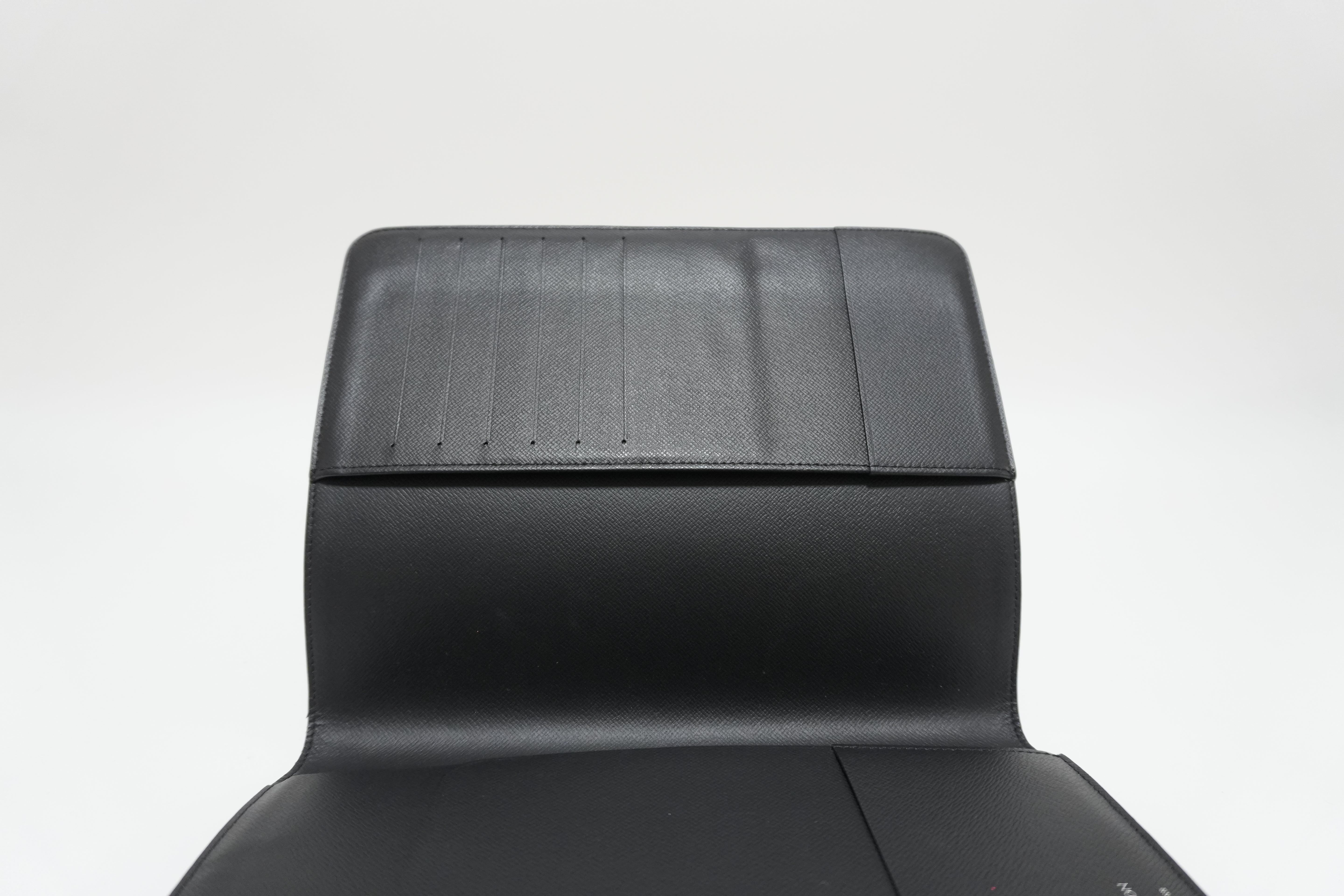 ルイ・ヴィトン ダミエ・グラフィット デスク アジェンダ 中古