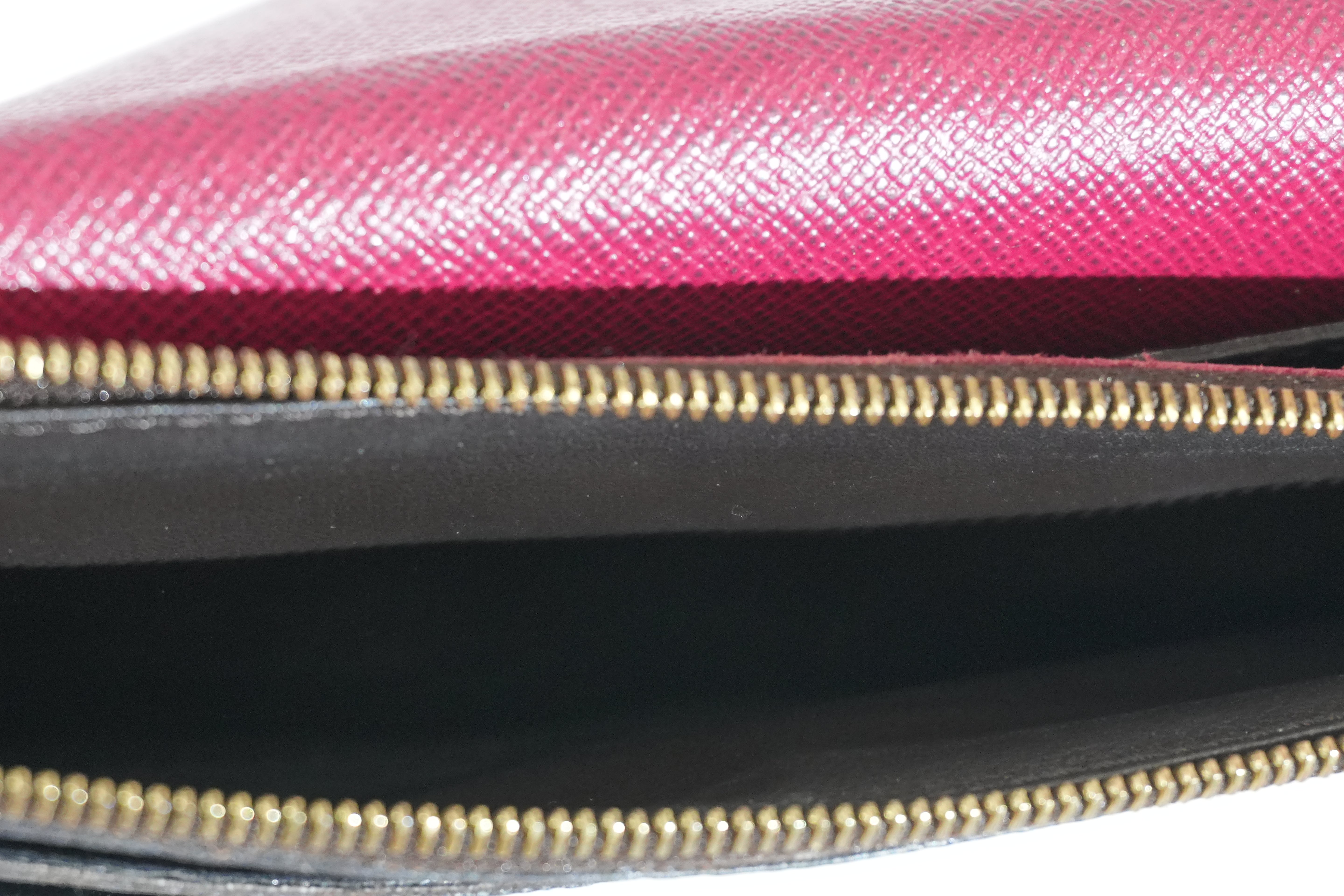 Pre-owned Louis Vuitton Monogram Emily Wallet Pink