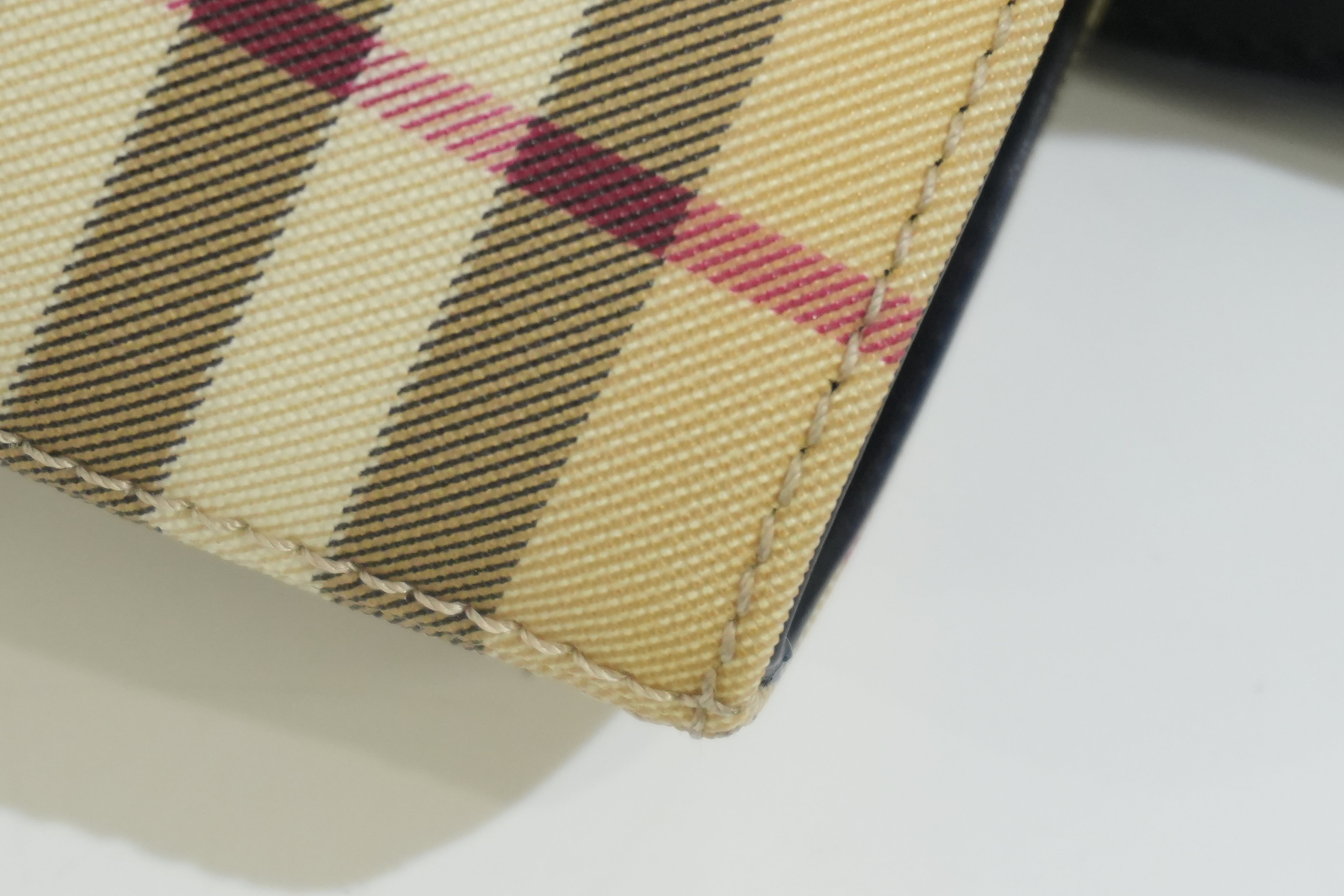 Pre-owned Burberry Nova Check Handbag Beige