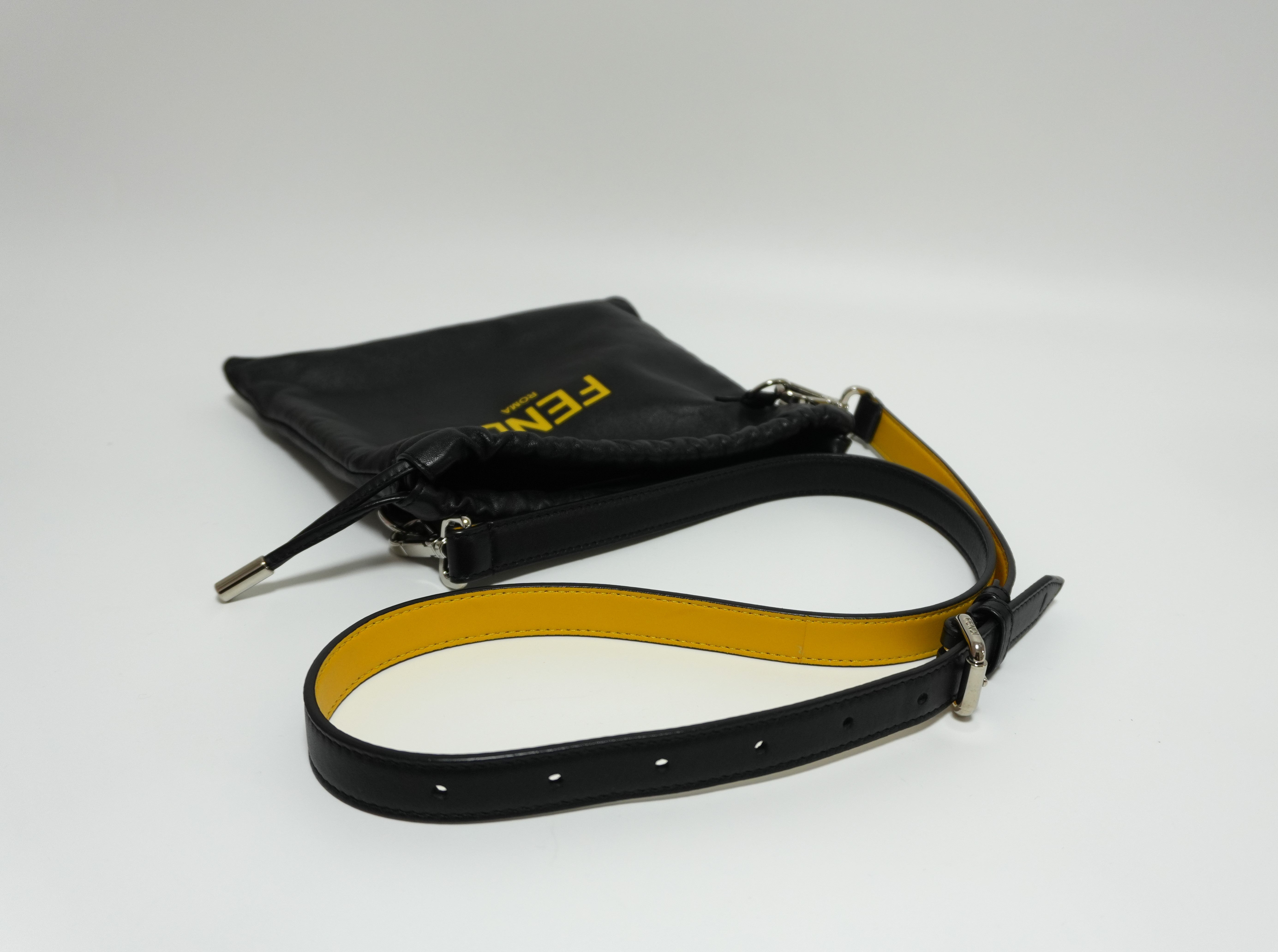 Borsa a tracolla in pelle Fendi nera usata