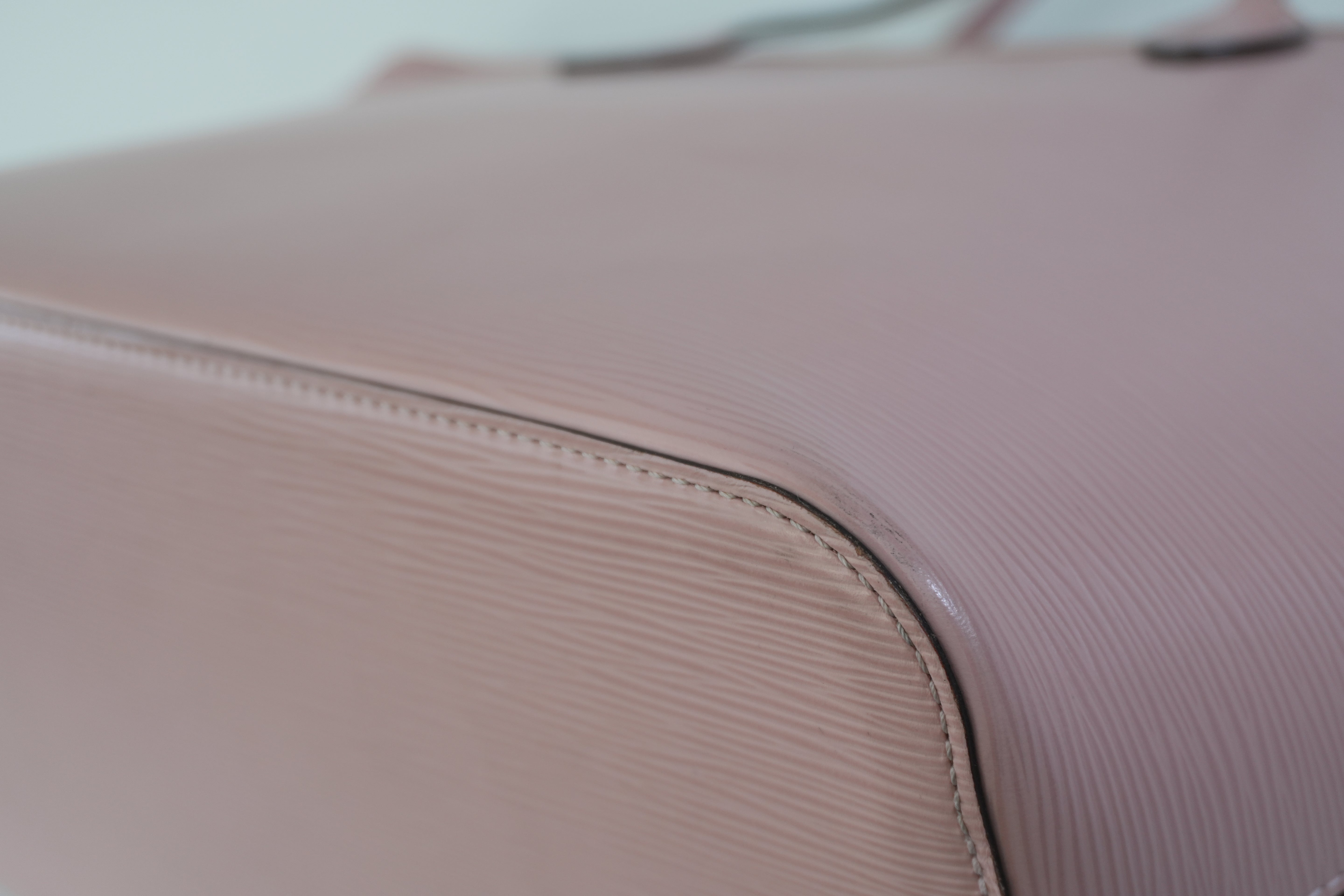 Pre-owned Louis Vuitton Epi Leather Neverfull MM Tote Bag Pink