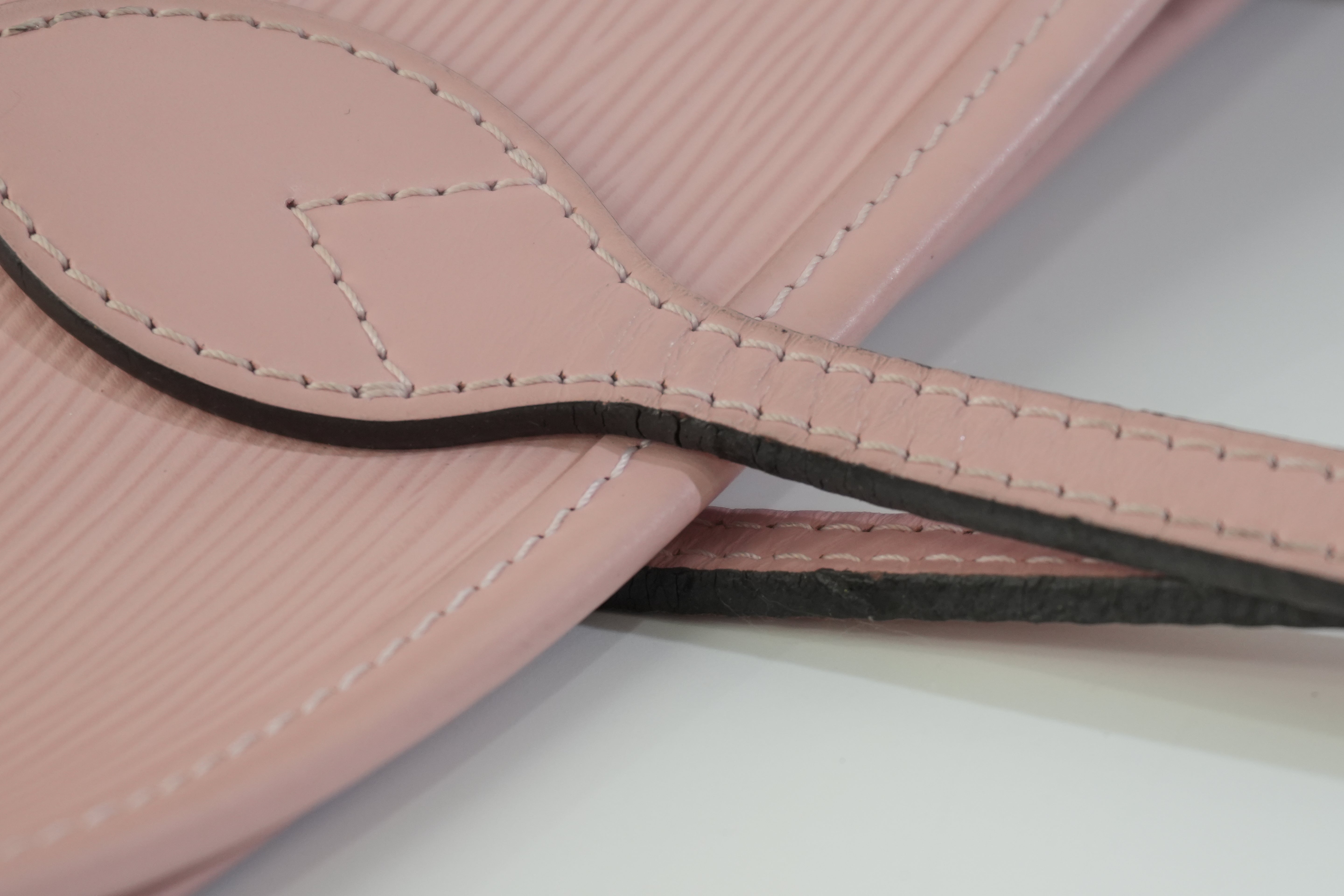 Pre-owned Louis Vuitton Epi Leather Neverfull MM Tote Bag Pink