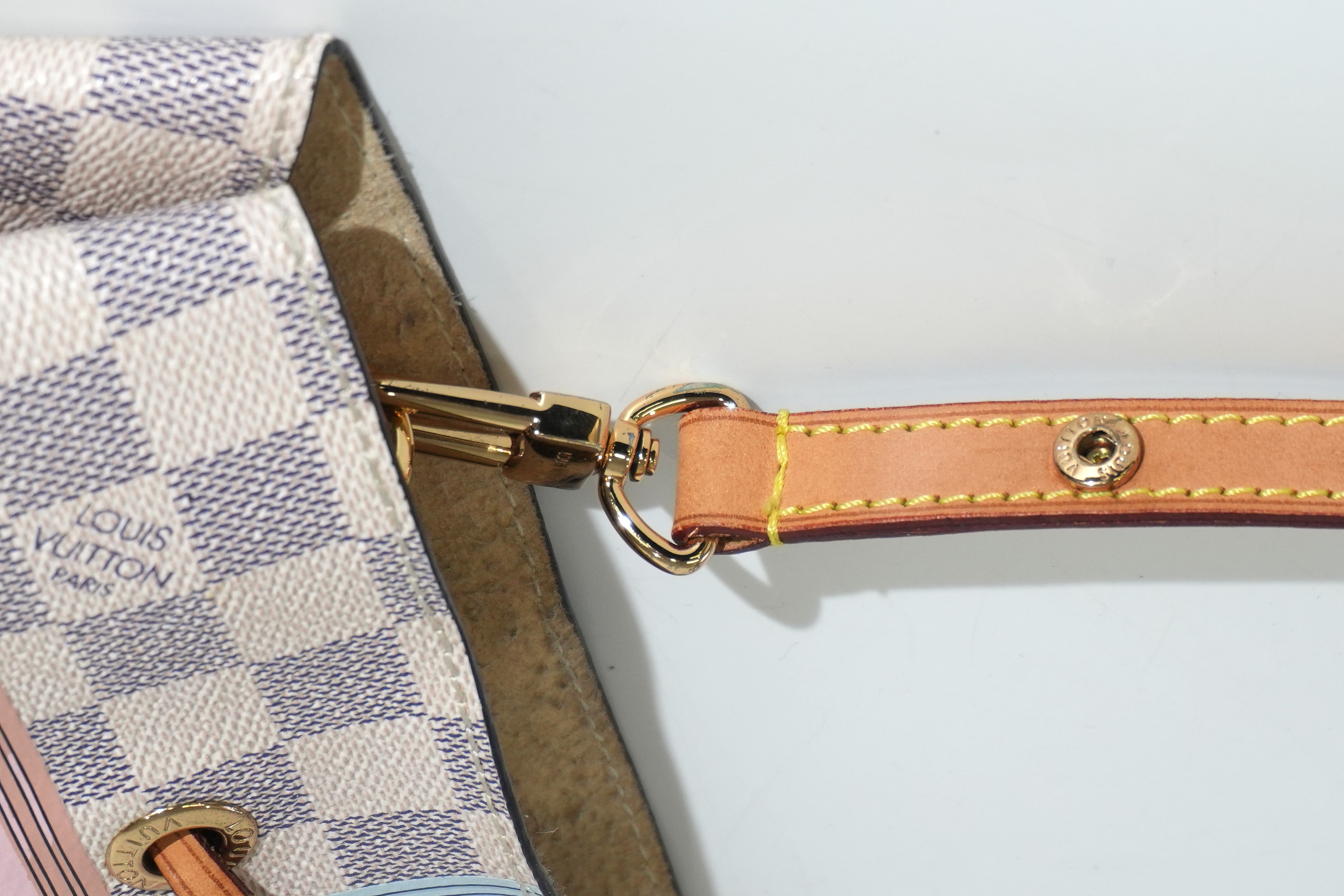 Pre-owned Louis Vuitton Damier Azur Summer Trunk Collection Neo Noe Shoulder Bag