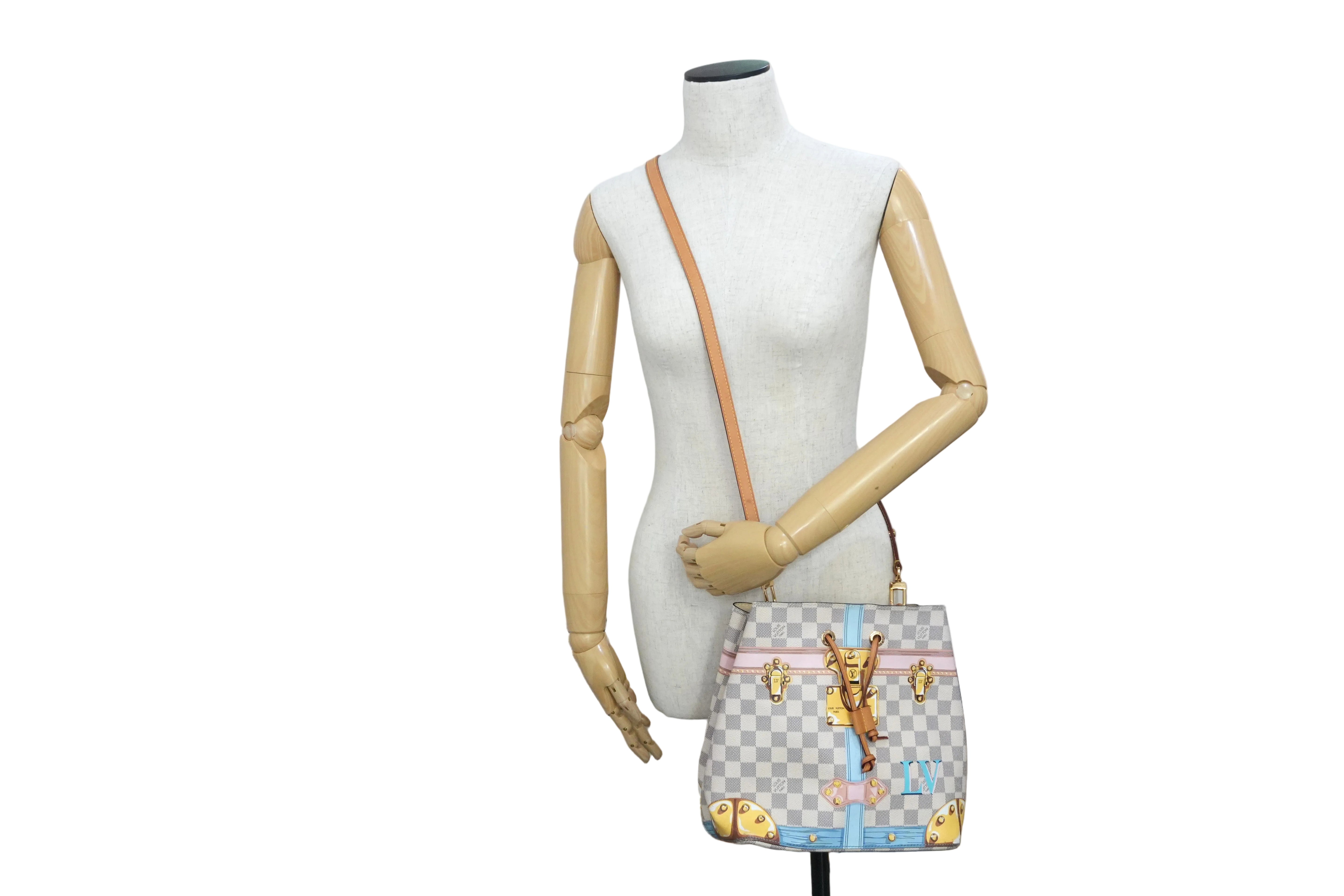 Pre-owned Louis Vuitton Damier Azur Summer Trunk Collection Neo Noe Shoulder Bag