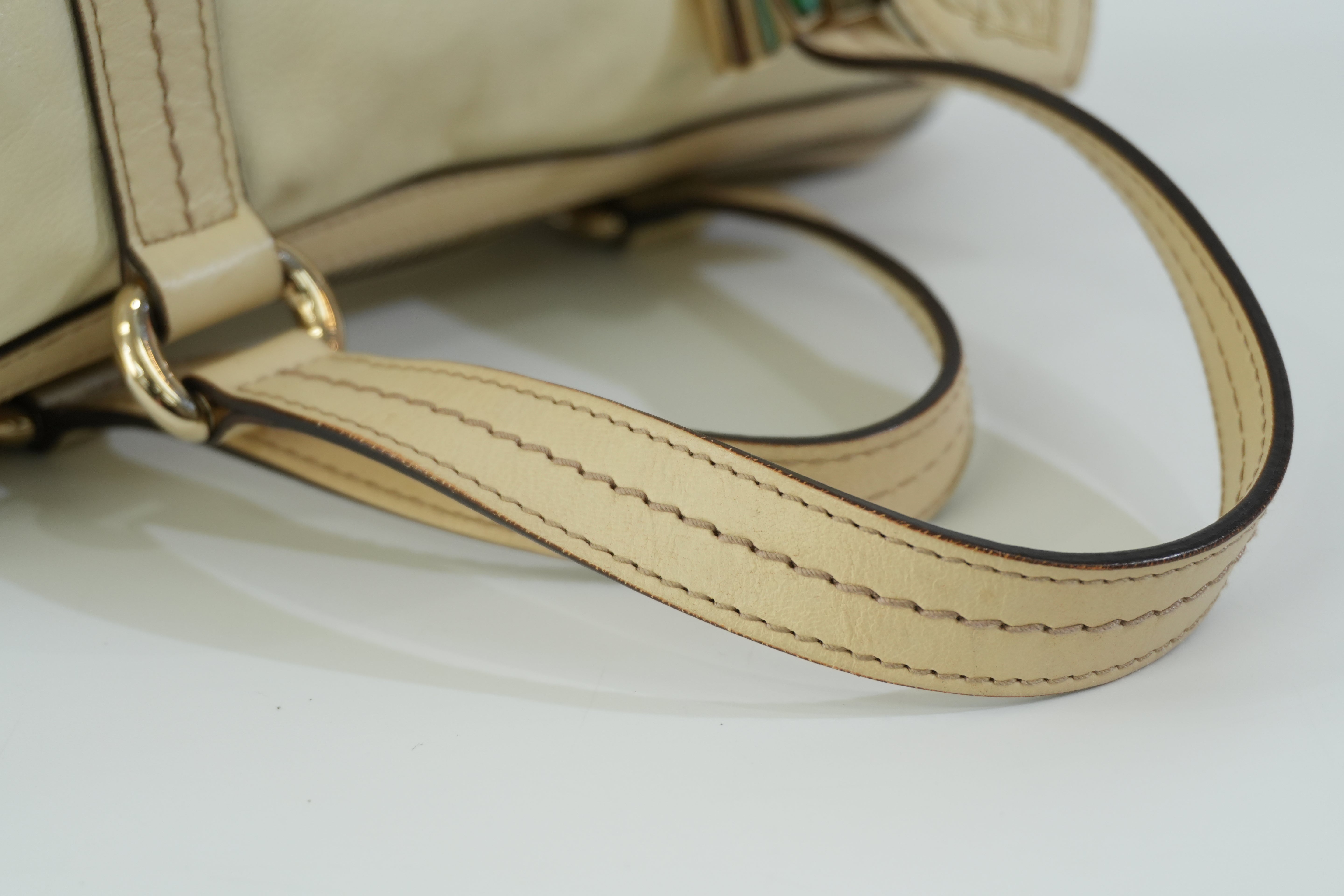 Pre-owned Gucci Leather Handbag Ivory