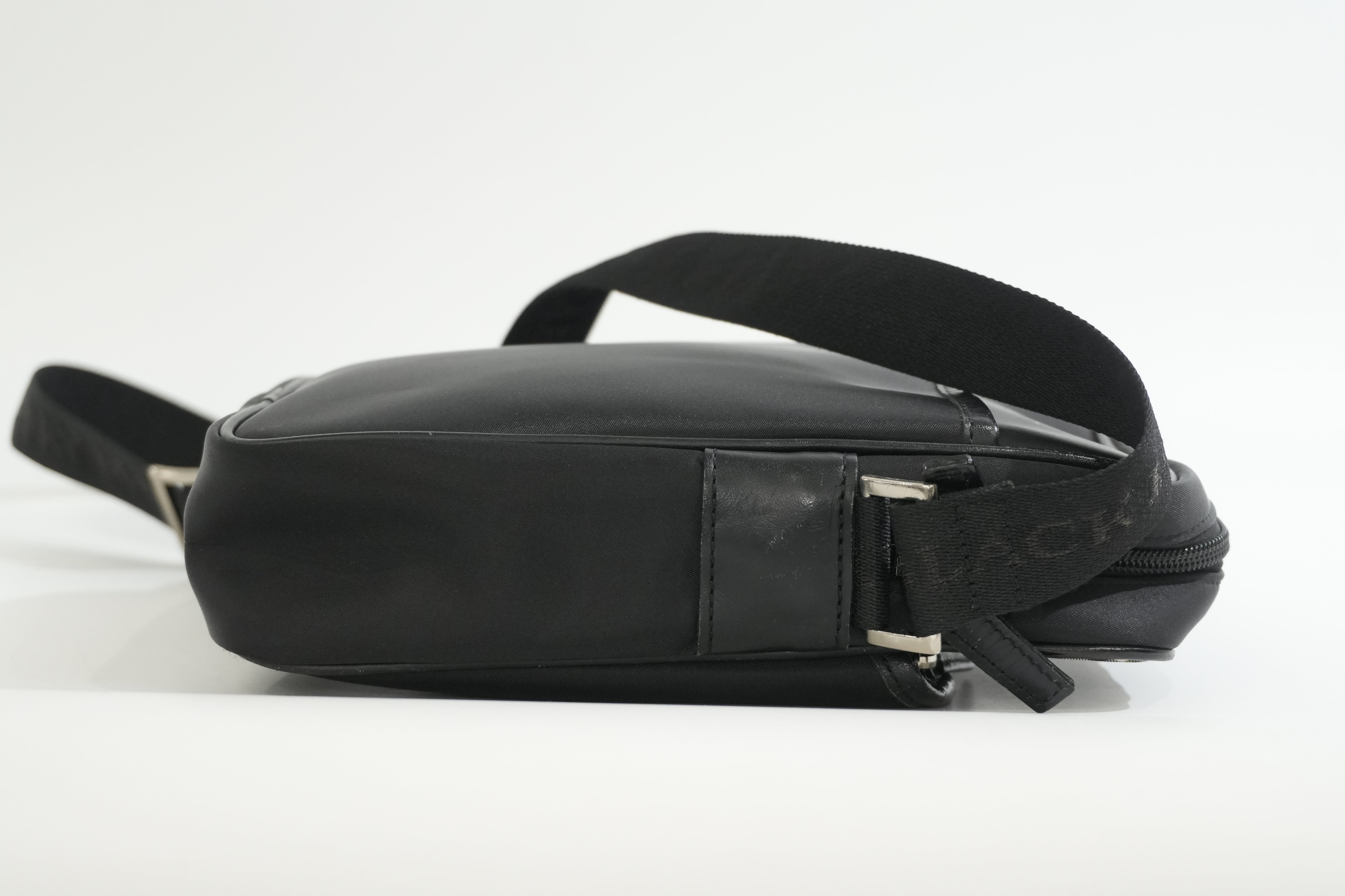 Pre-owned Burberry Crossbody Bag Black