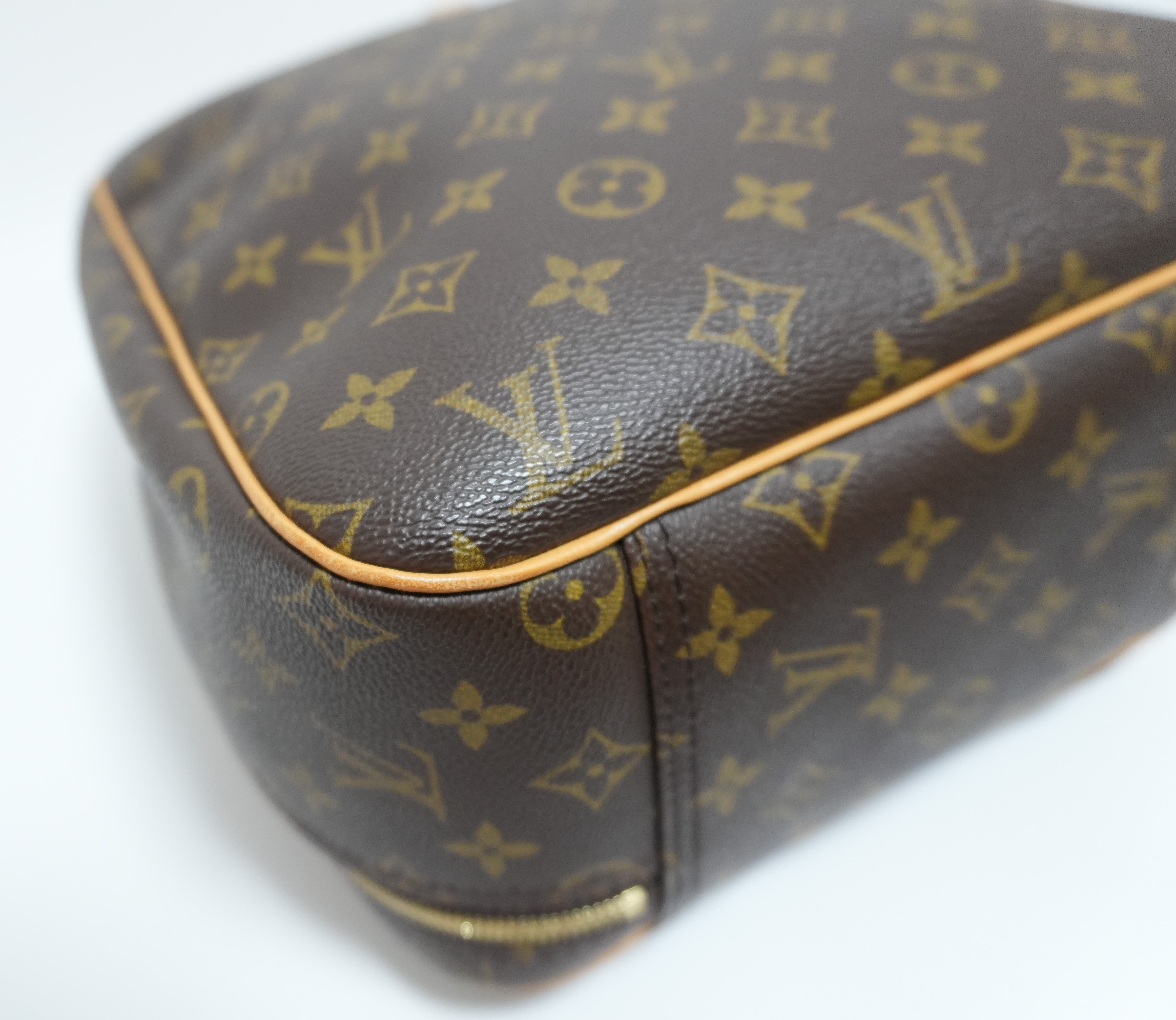 Louis Vuitton Monogram Excursion Sports Bag Used