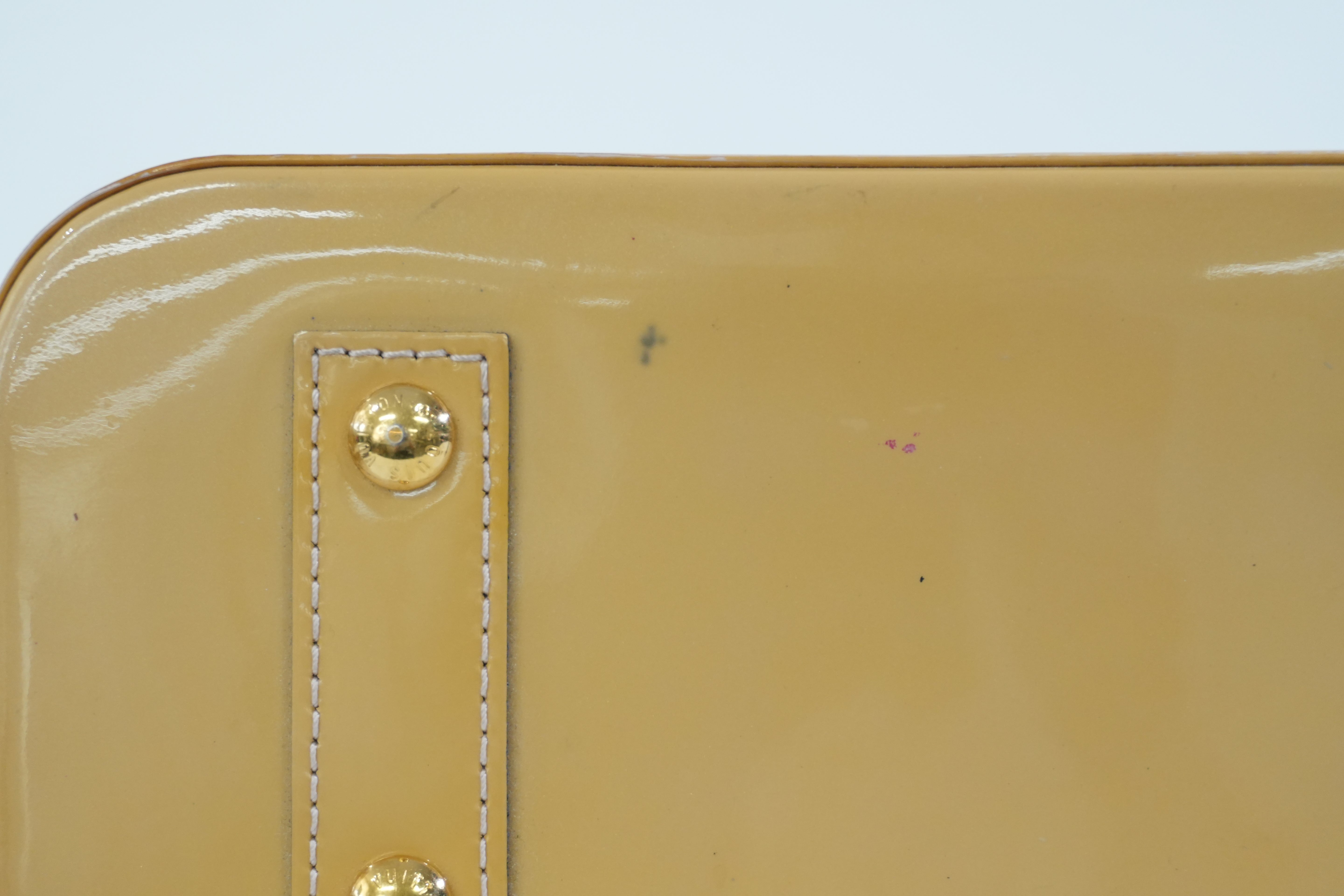 Pre-owned Louis Vuitton Vernis Leather Alma BB Yellow Without Clochette