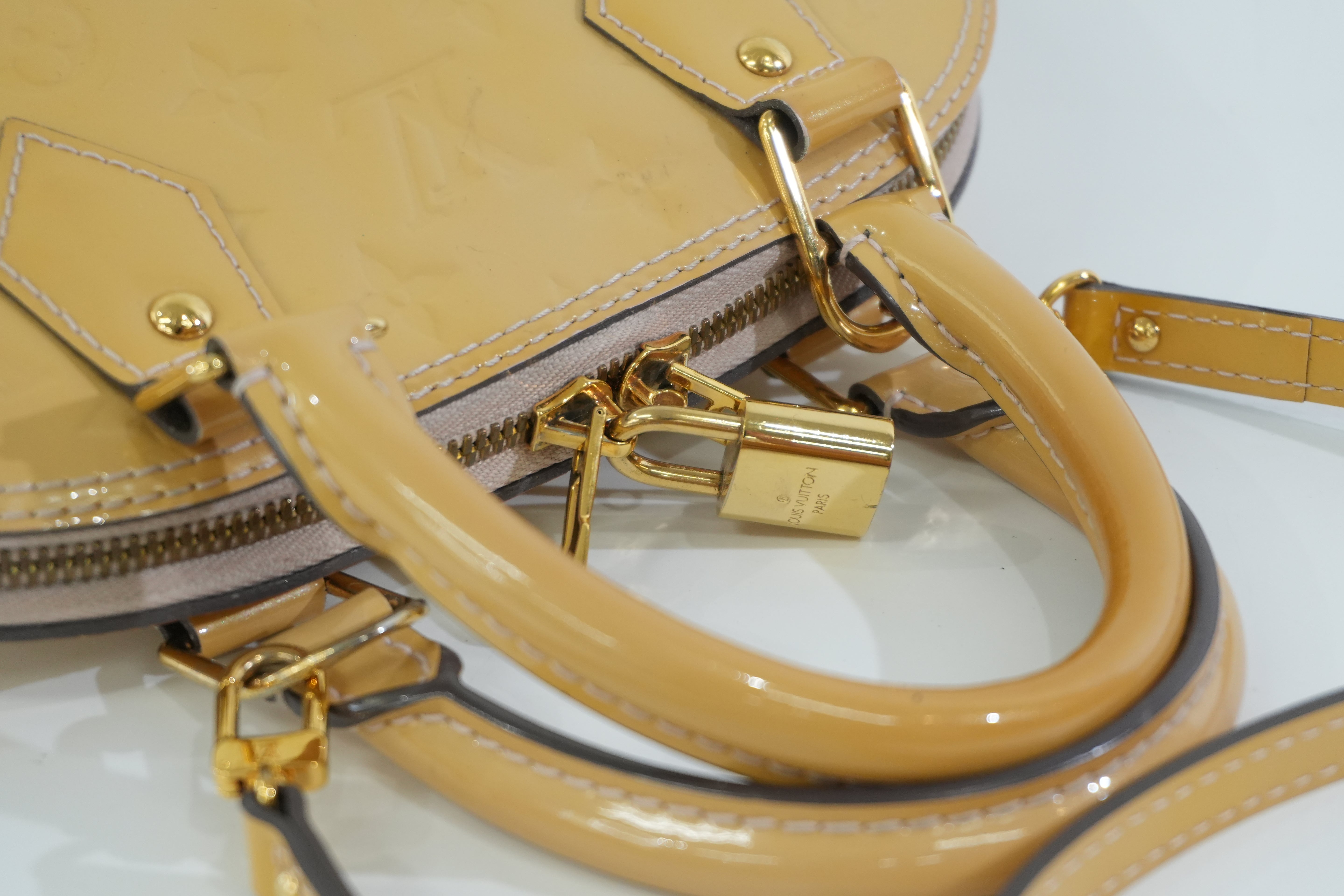 Pre-owned Louis Vuitton Vernis Leather Alma BB Yellow Without Clochette