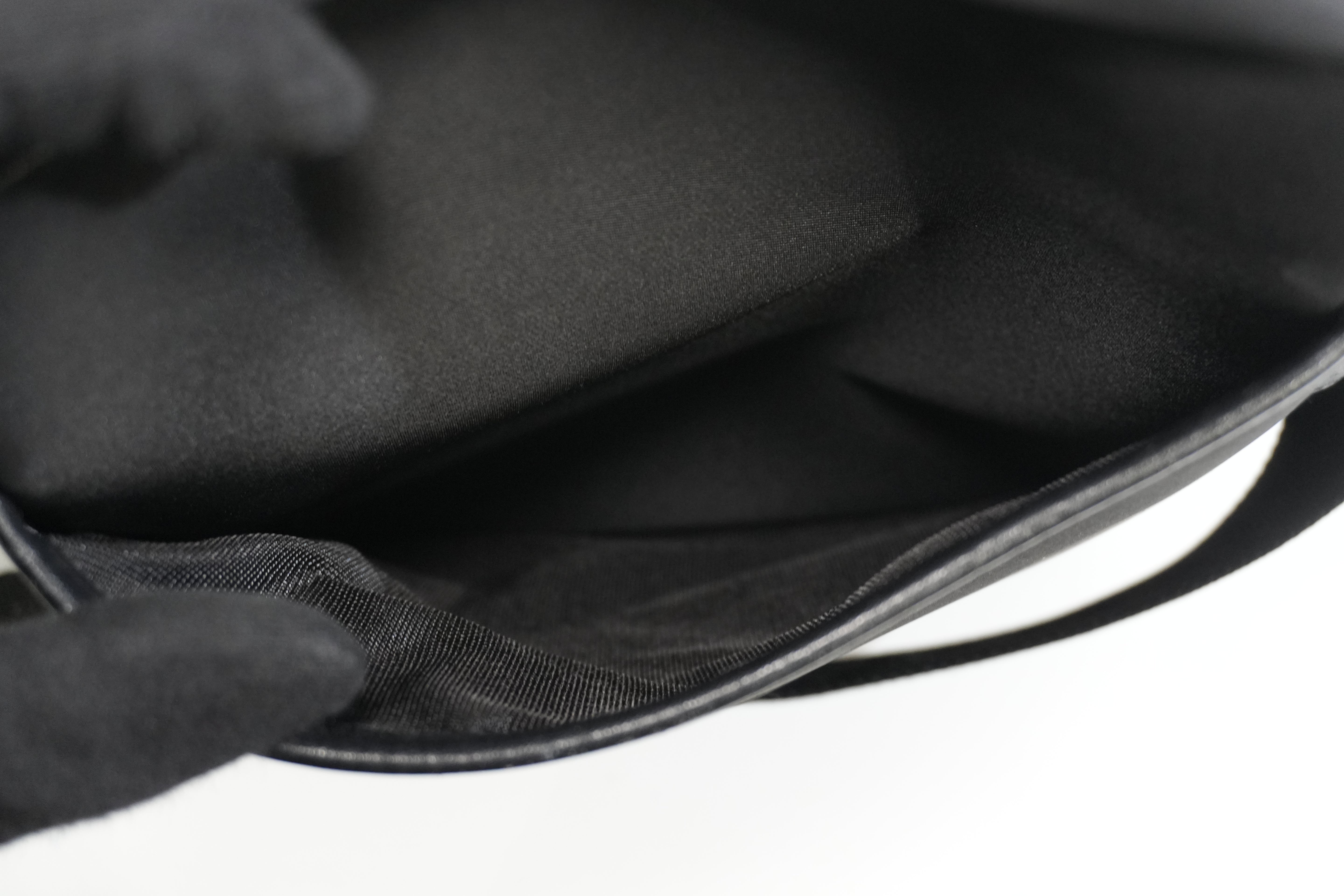 Pre-owned Burberry Crossbody Bag Black