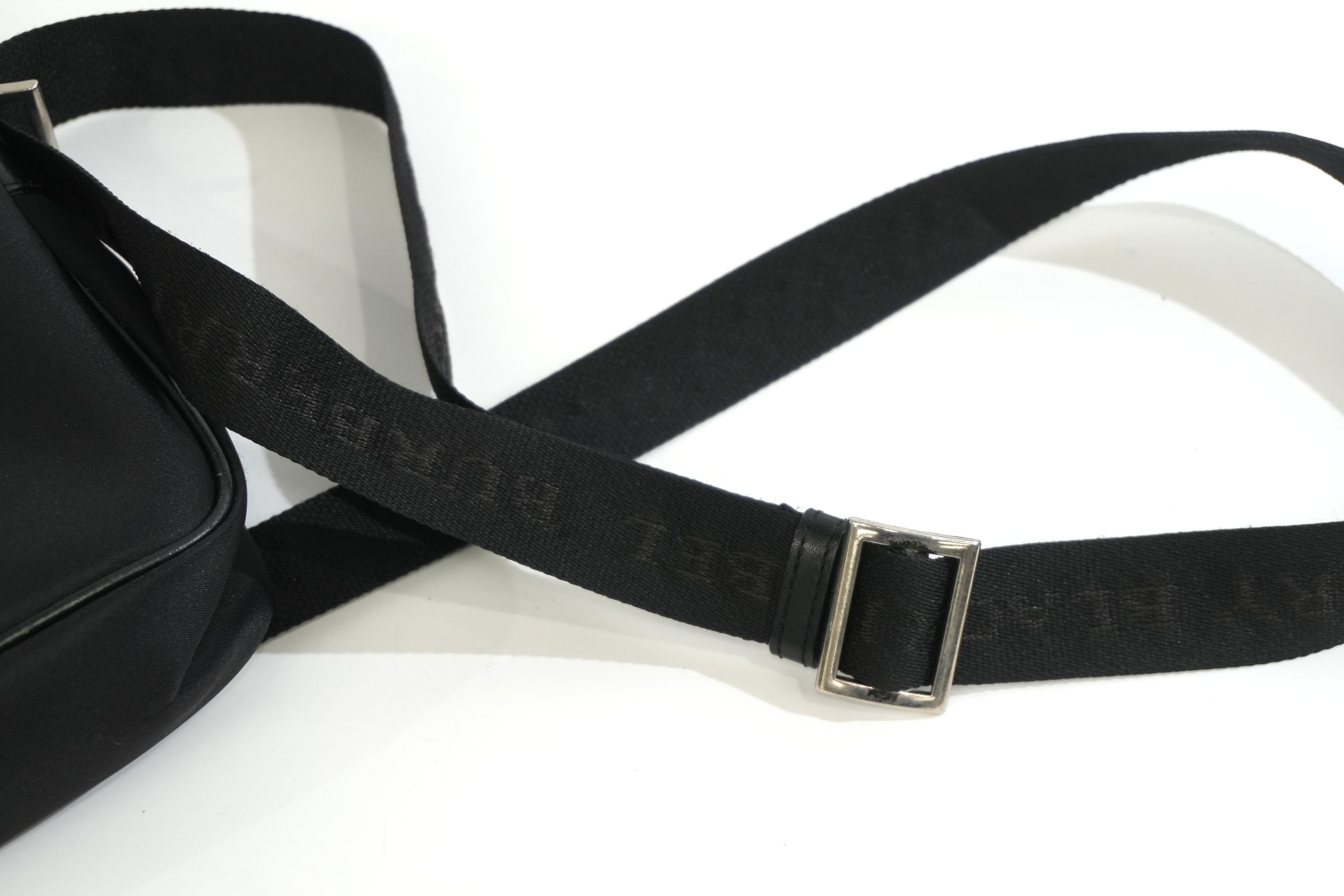 Pre-owned Burberry Crossbody Bag Black
