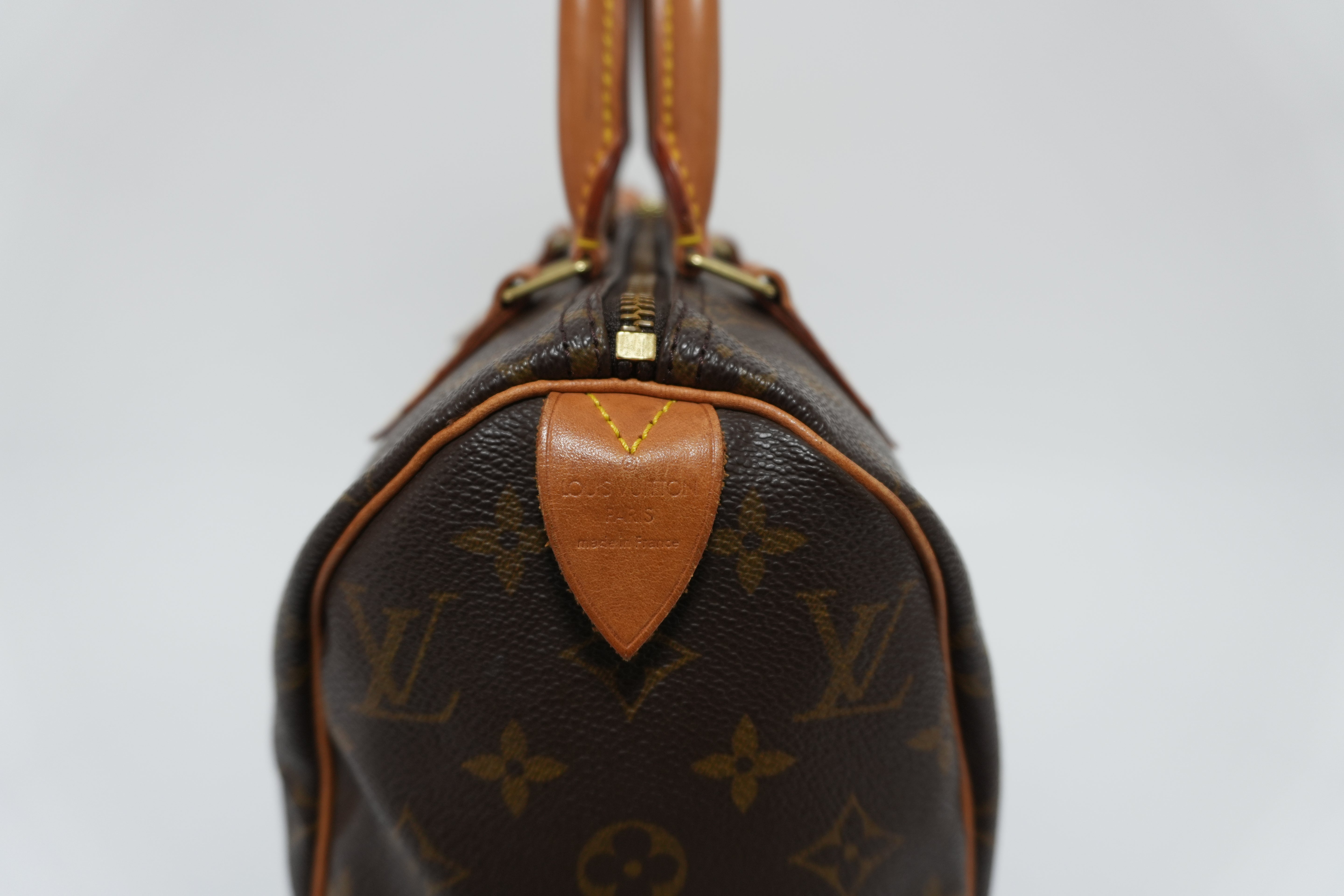 Louis Vuitton Monogram Speedy 25 Handbag Used