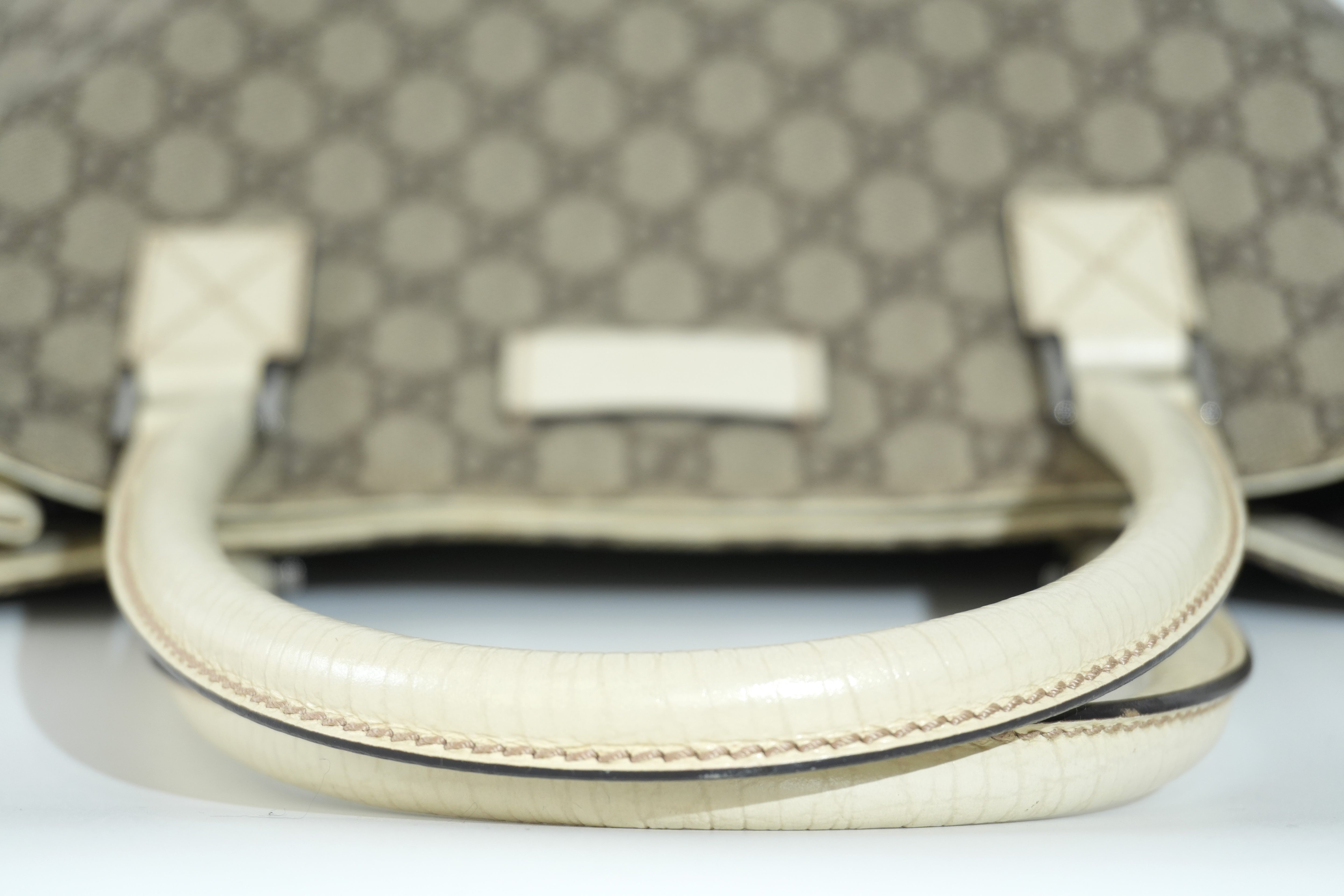 Pre-owned Gucci Handbag White