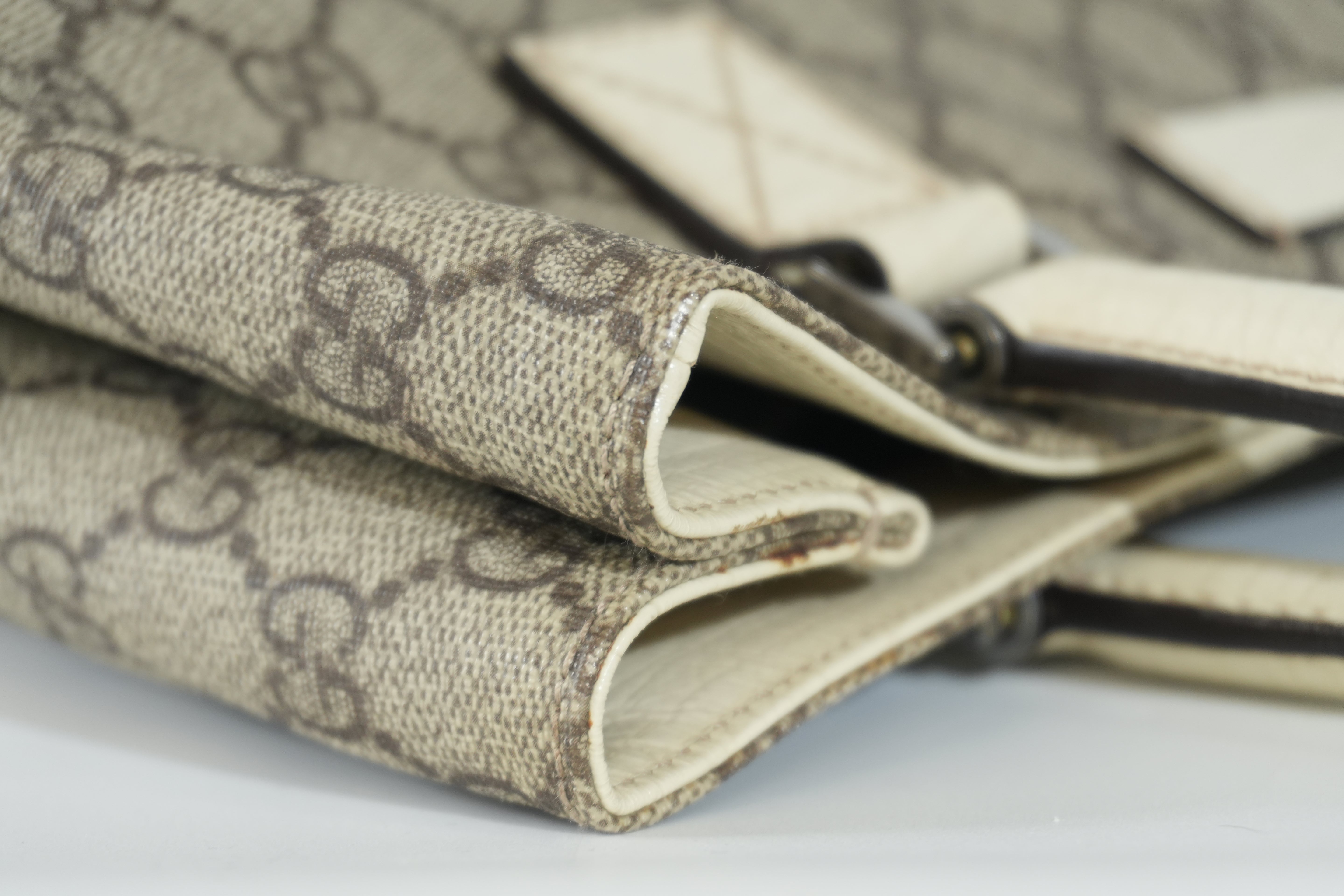 Pre-owned Gucci Handbag White