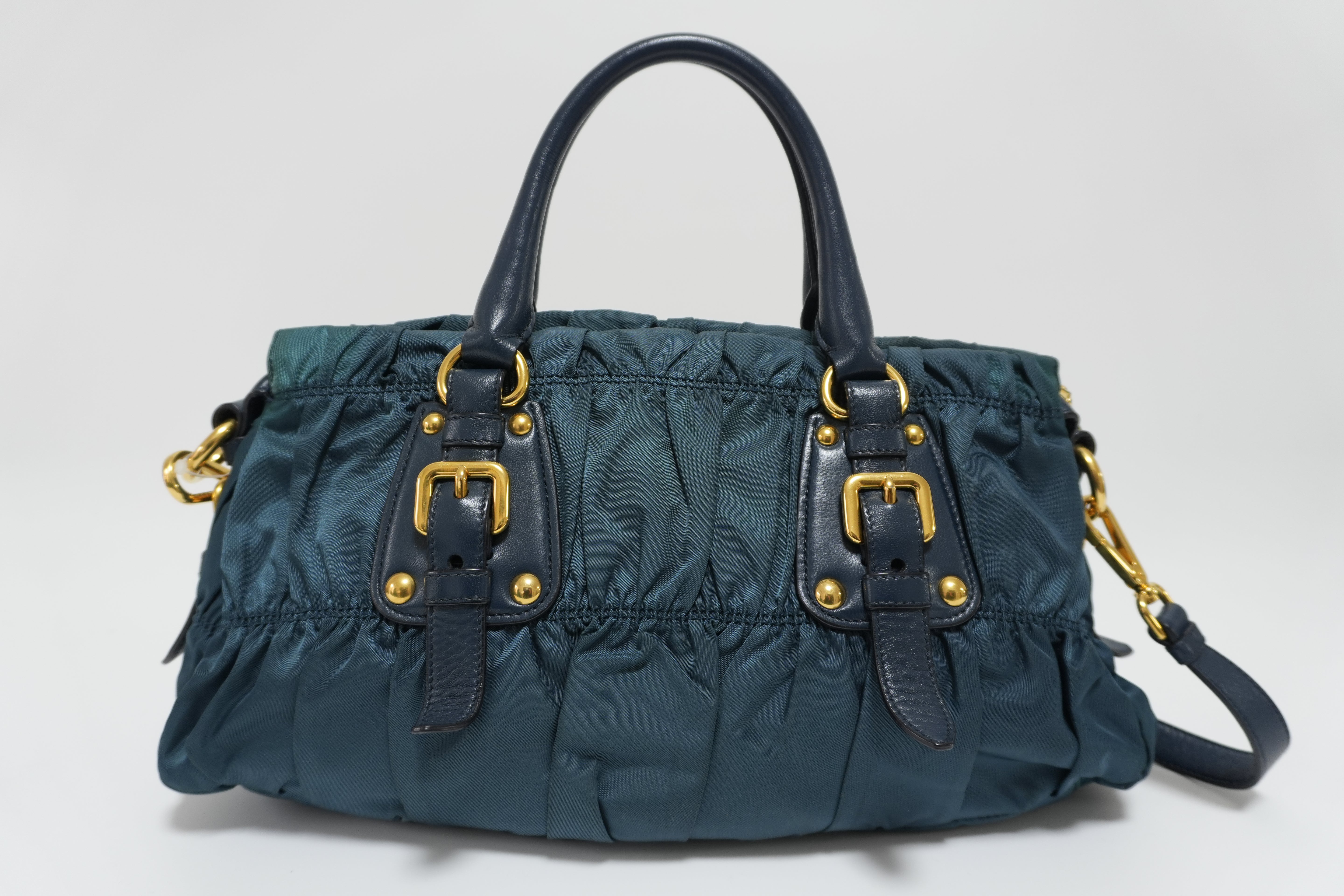 Borsa Prada Gaufre Two Way usata