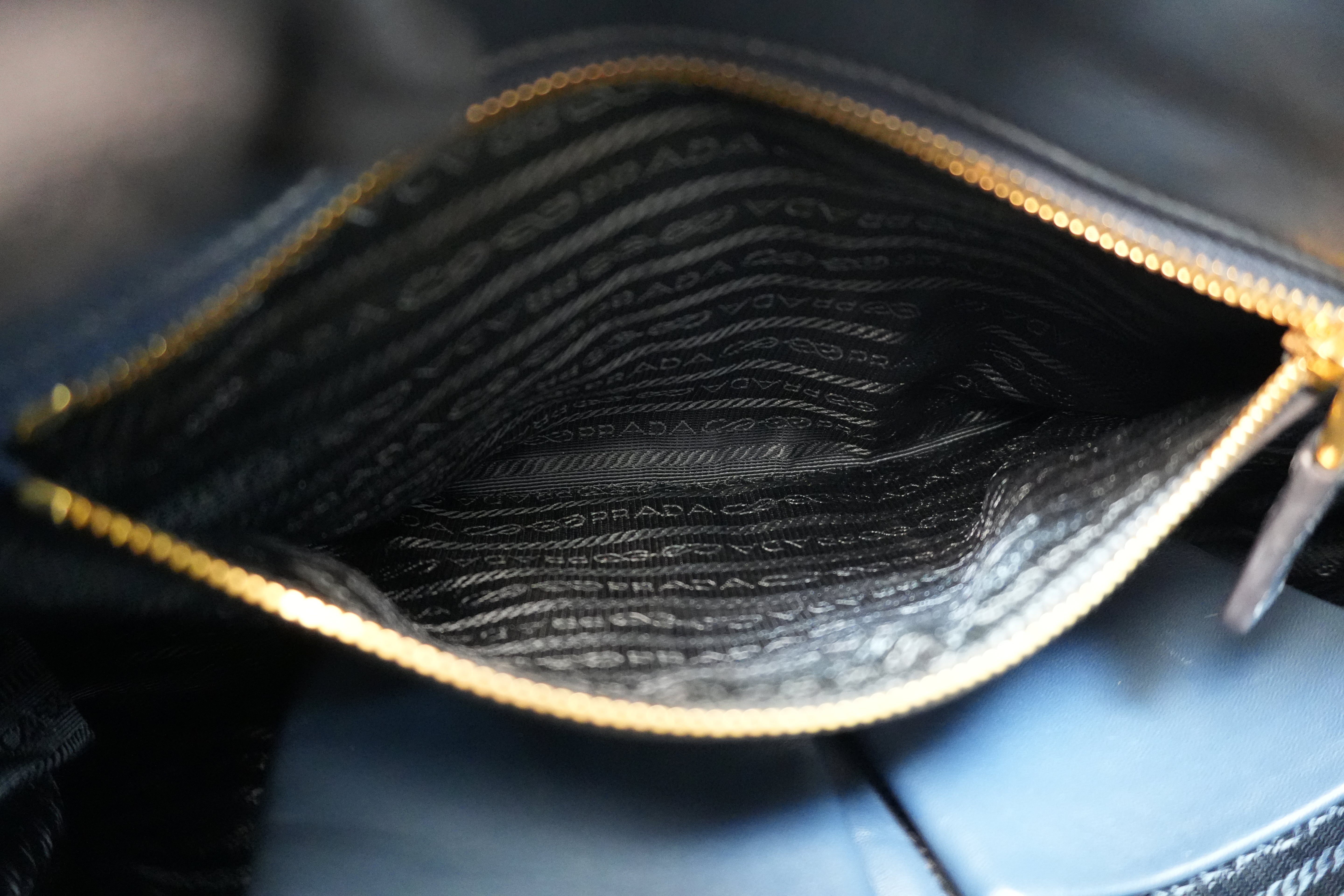 Borsa Prada Gaufre Two Way usata