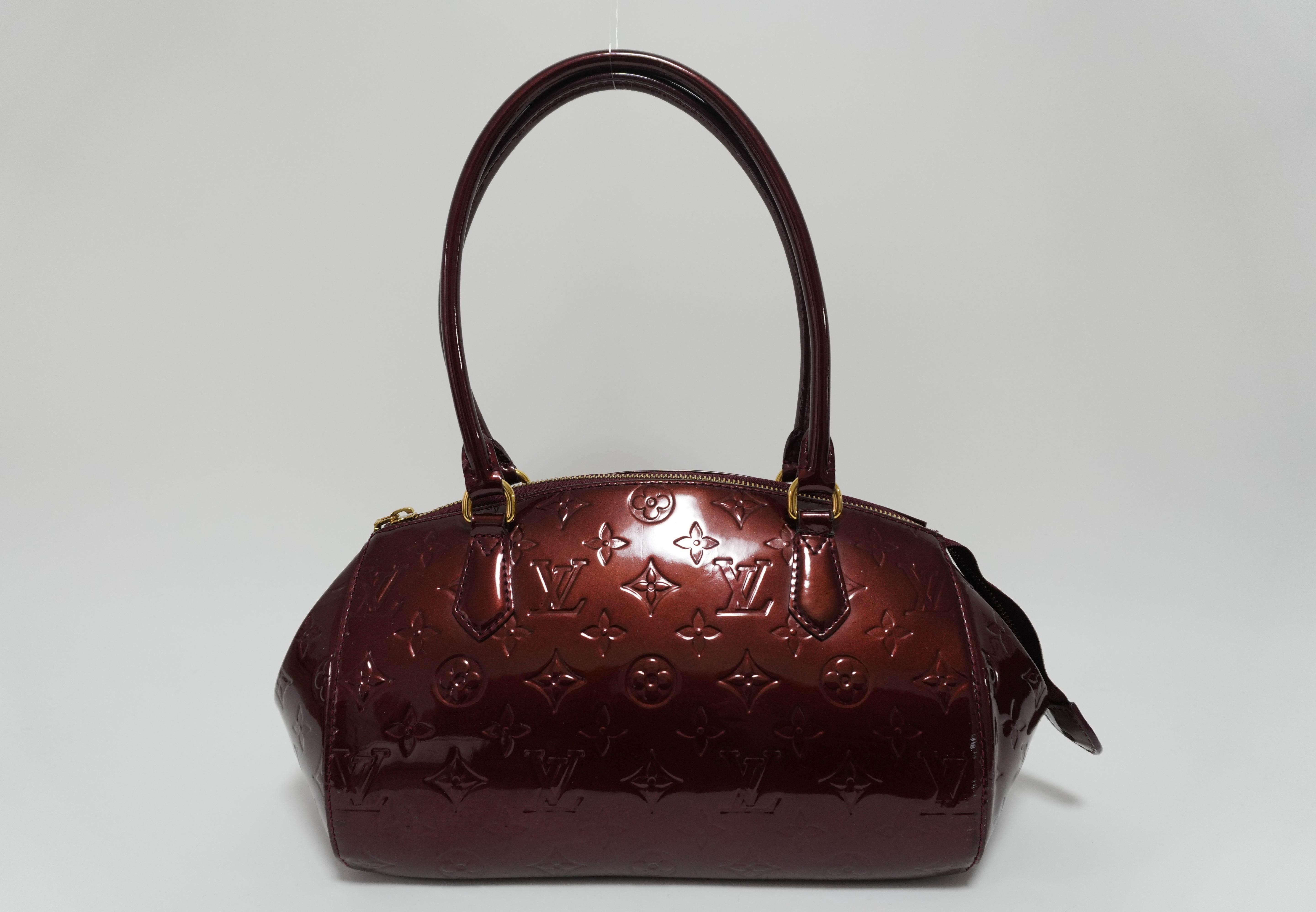 Louis Vuitton Sherwood AlmondHandbag