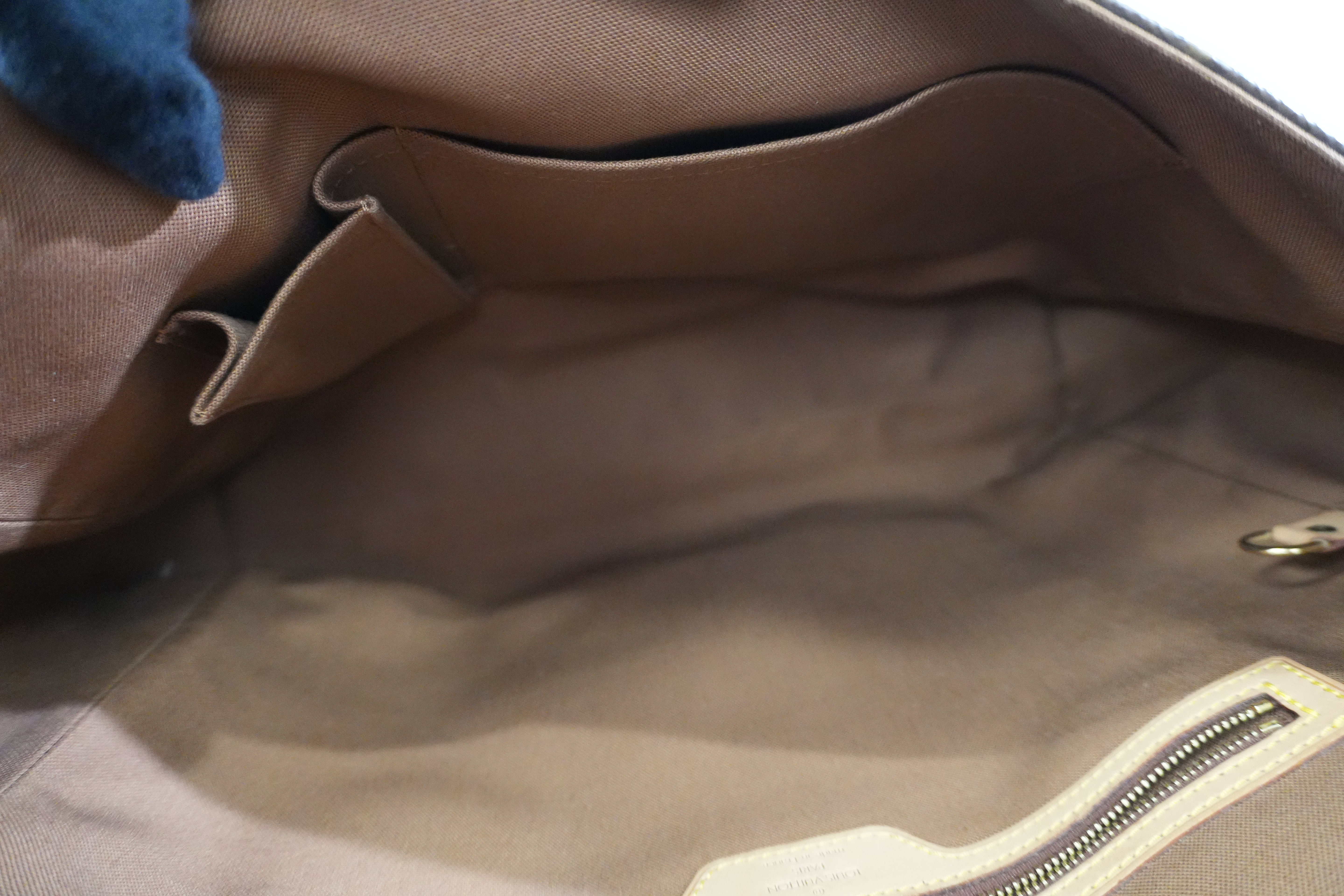 Pre-owned Louis Vuitton Monogram Abesses Messenger Bag