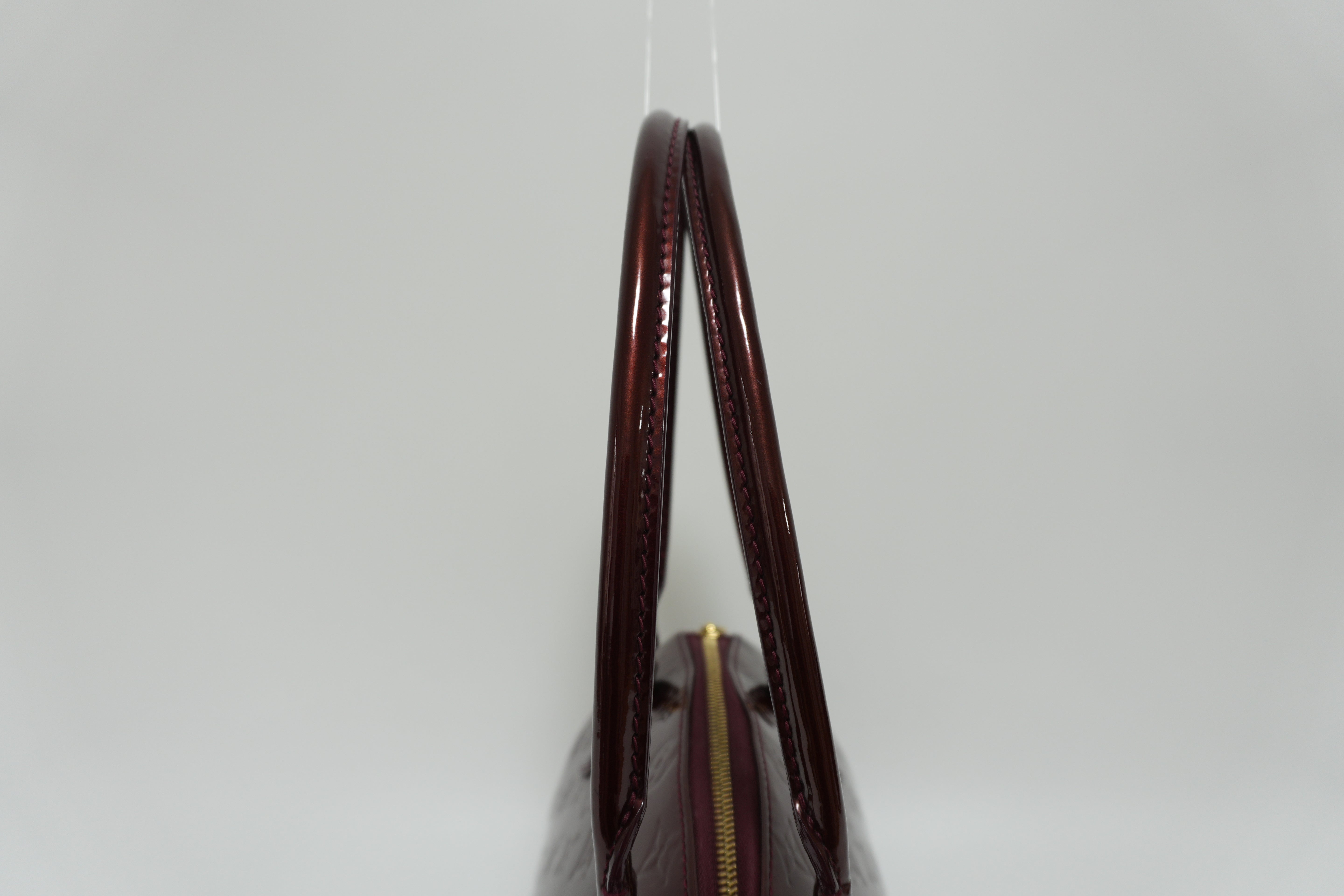 Louis Vuitton Sherwood AlmondHandbag