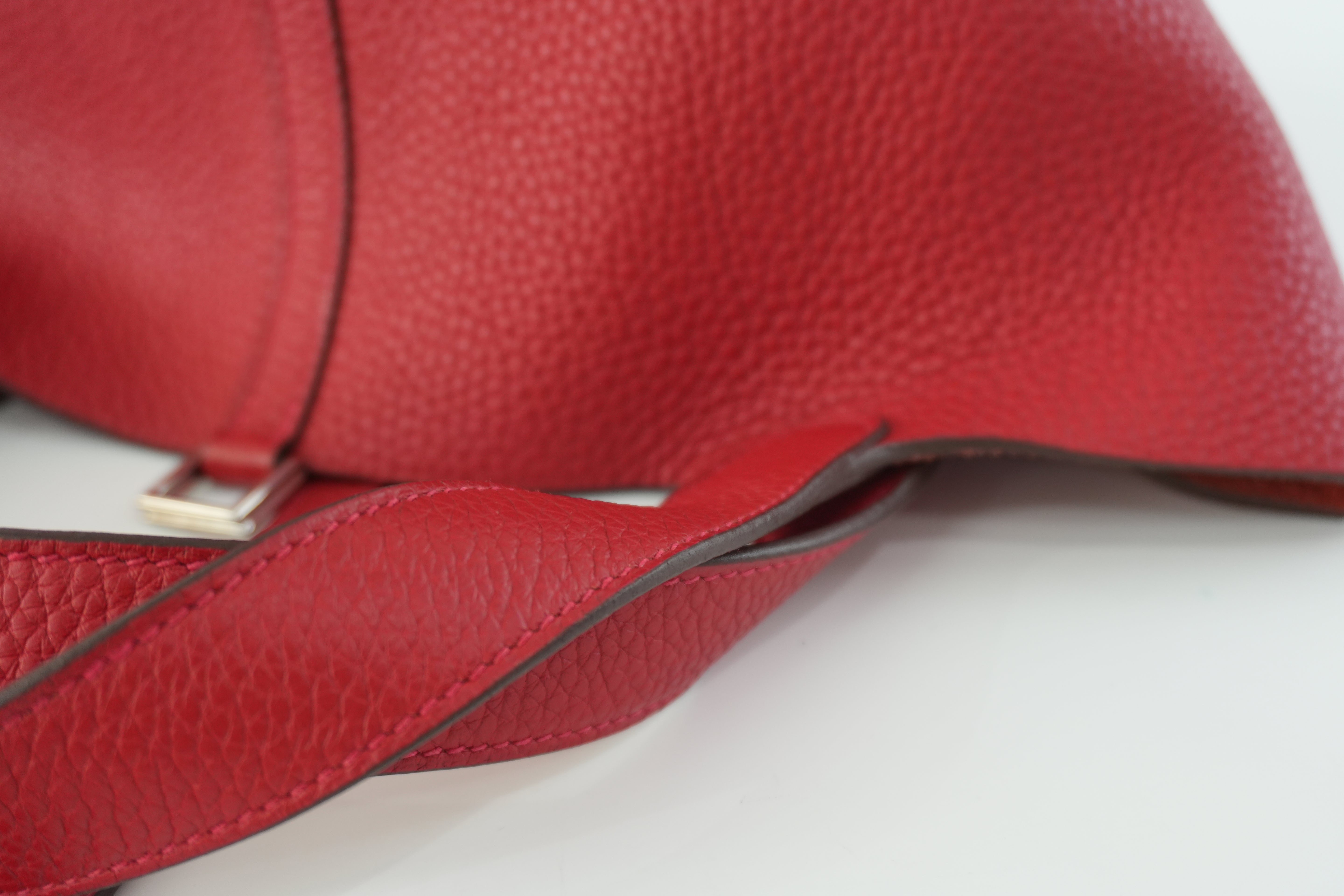 Pre-owned Hermes Picotin MM Handbag Red