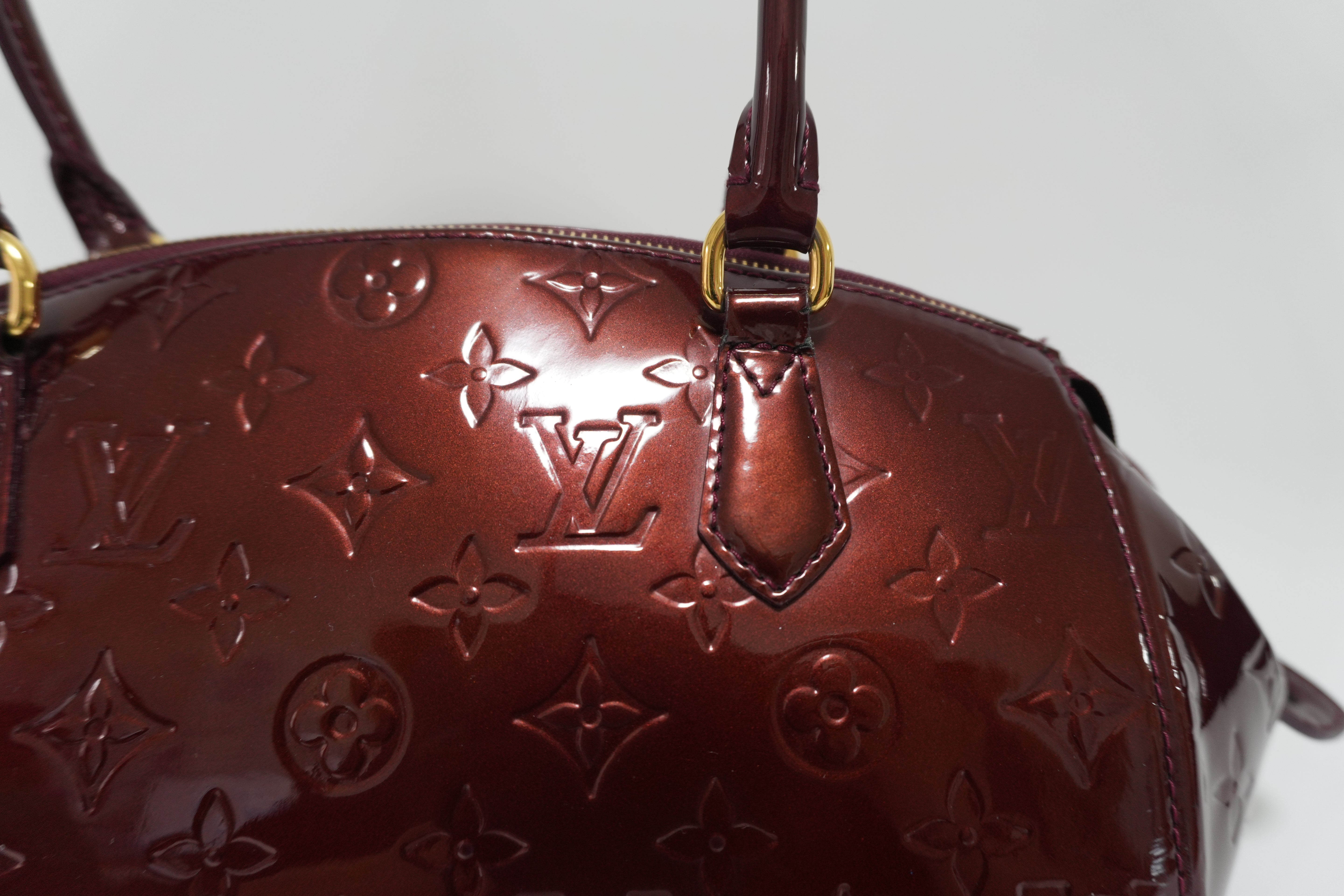 Louis Vuitton Sherwood AlmondHandbag