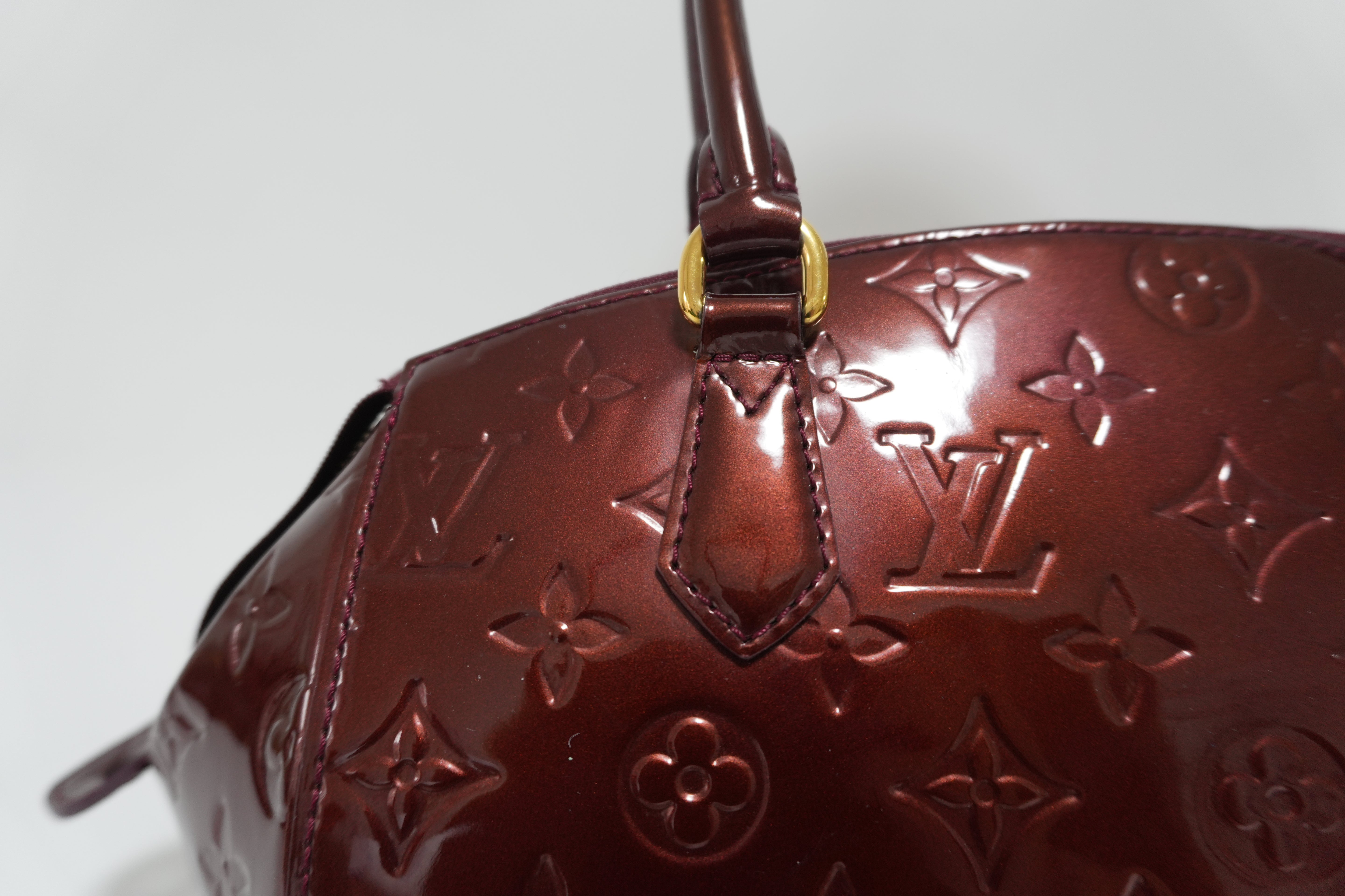 Louis Vuitton Sherwood AlmondHandbag