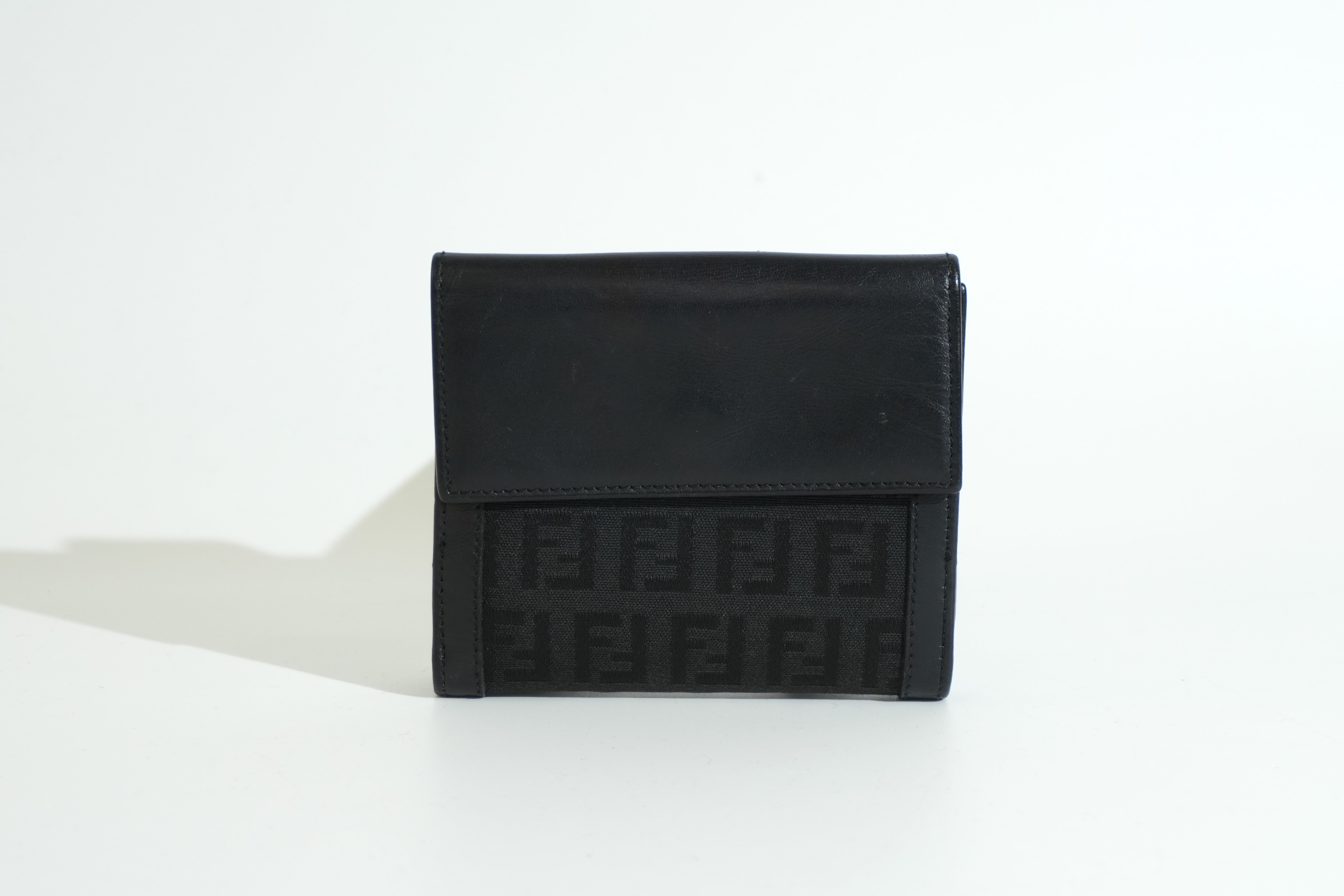 Pre-owned Fendi Zucchino Compact Wallet Black