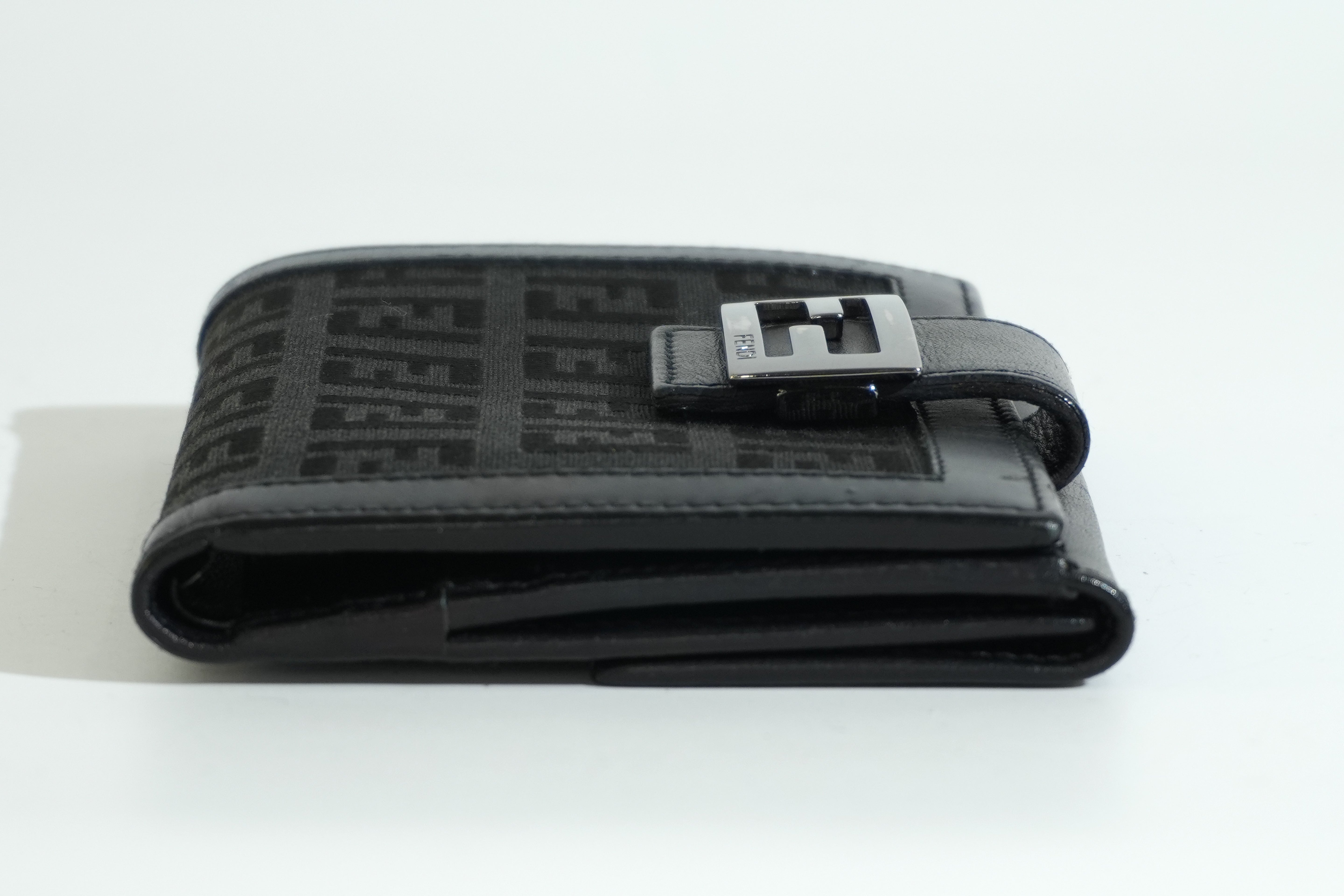 Pre-owned Fendi Zucchino Compact Wallet Black