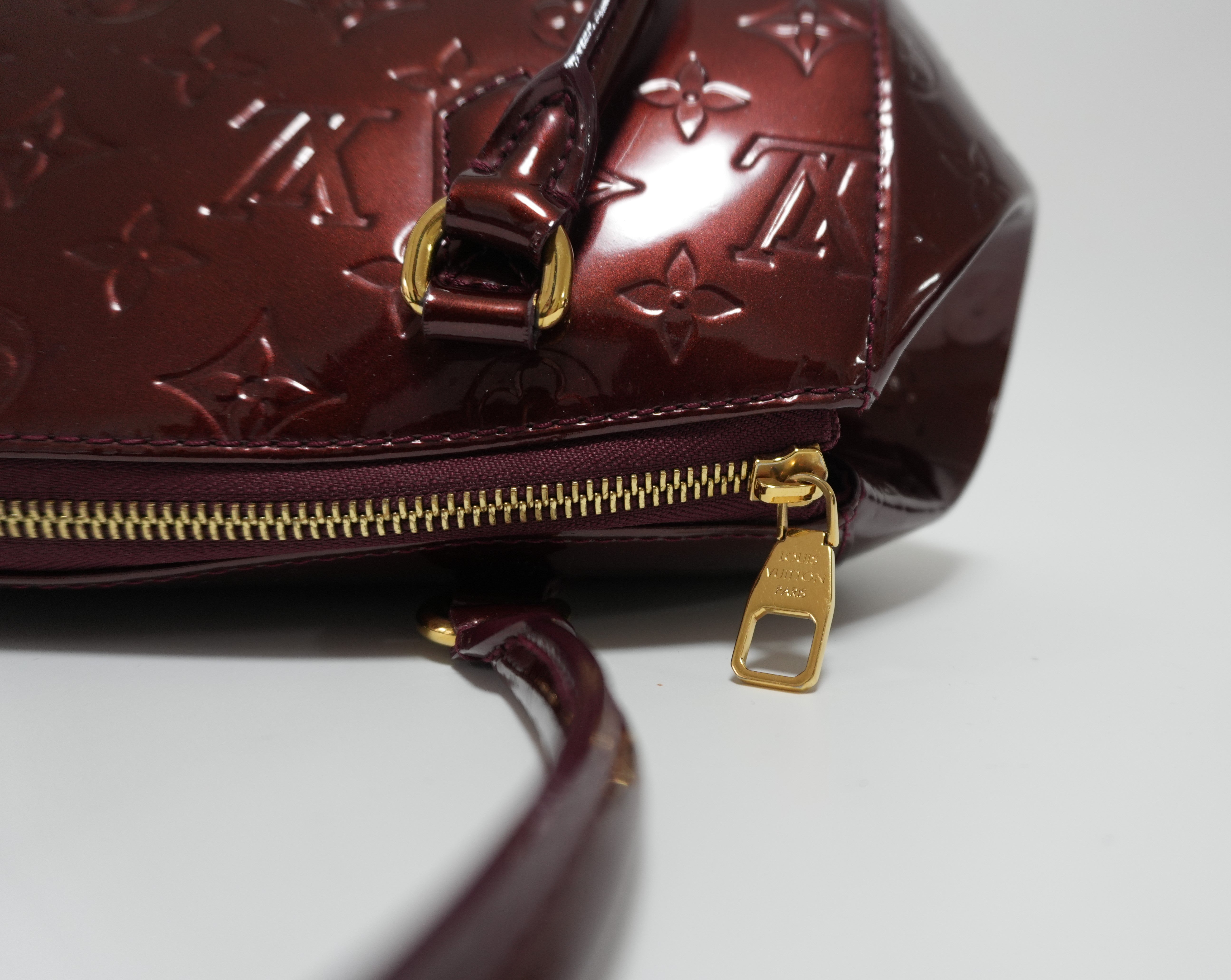 Louis Vuitton Sherwood AlmondHandbag
