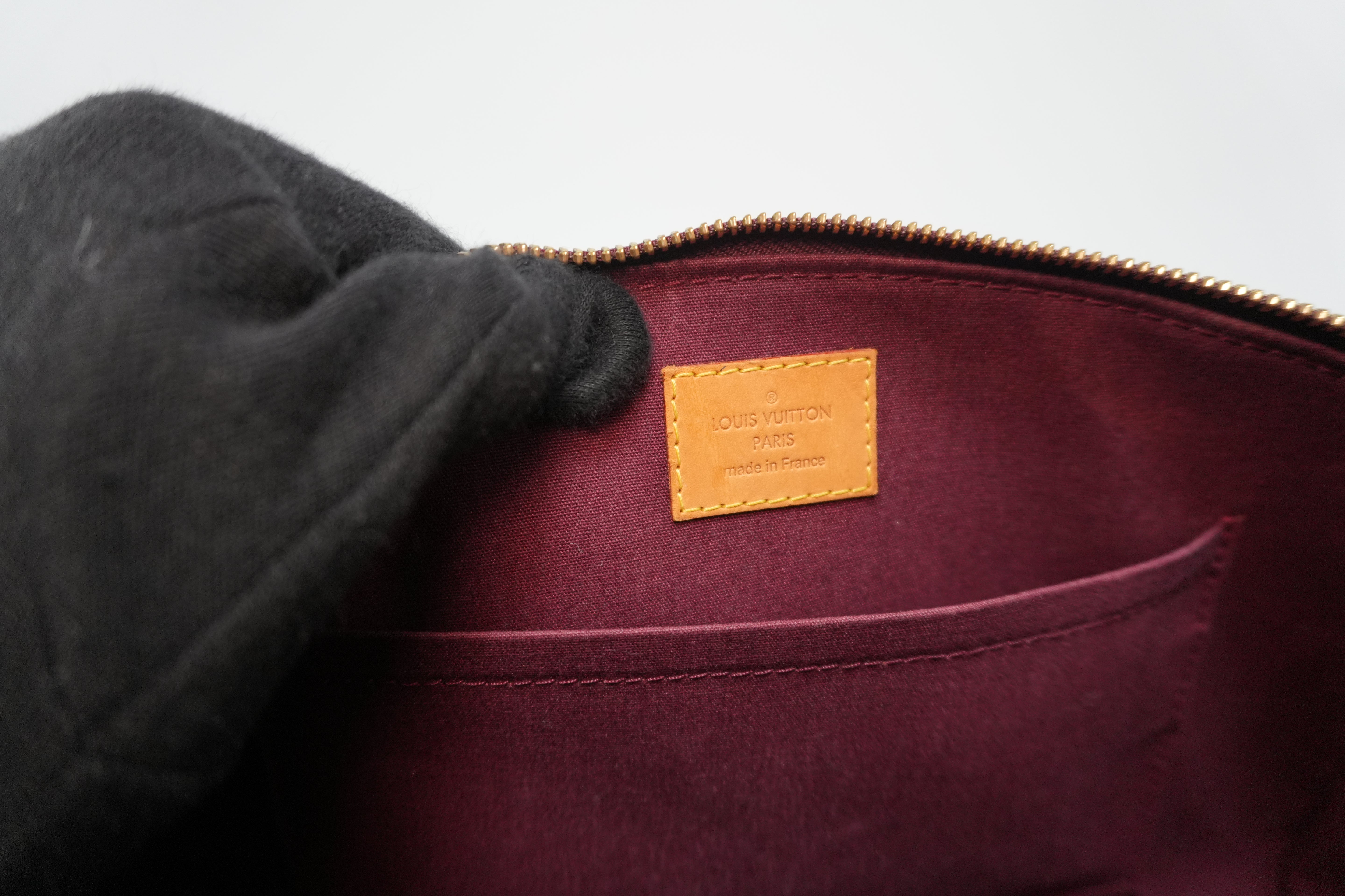 Louis Vuitton Sherwood AlmondHandbag