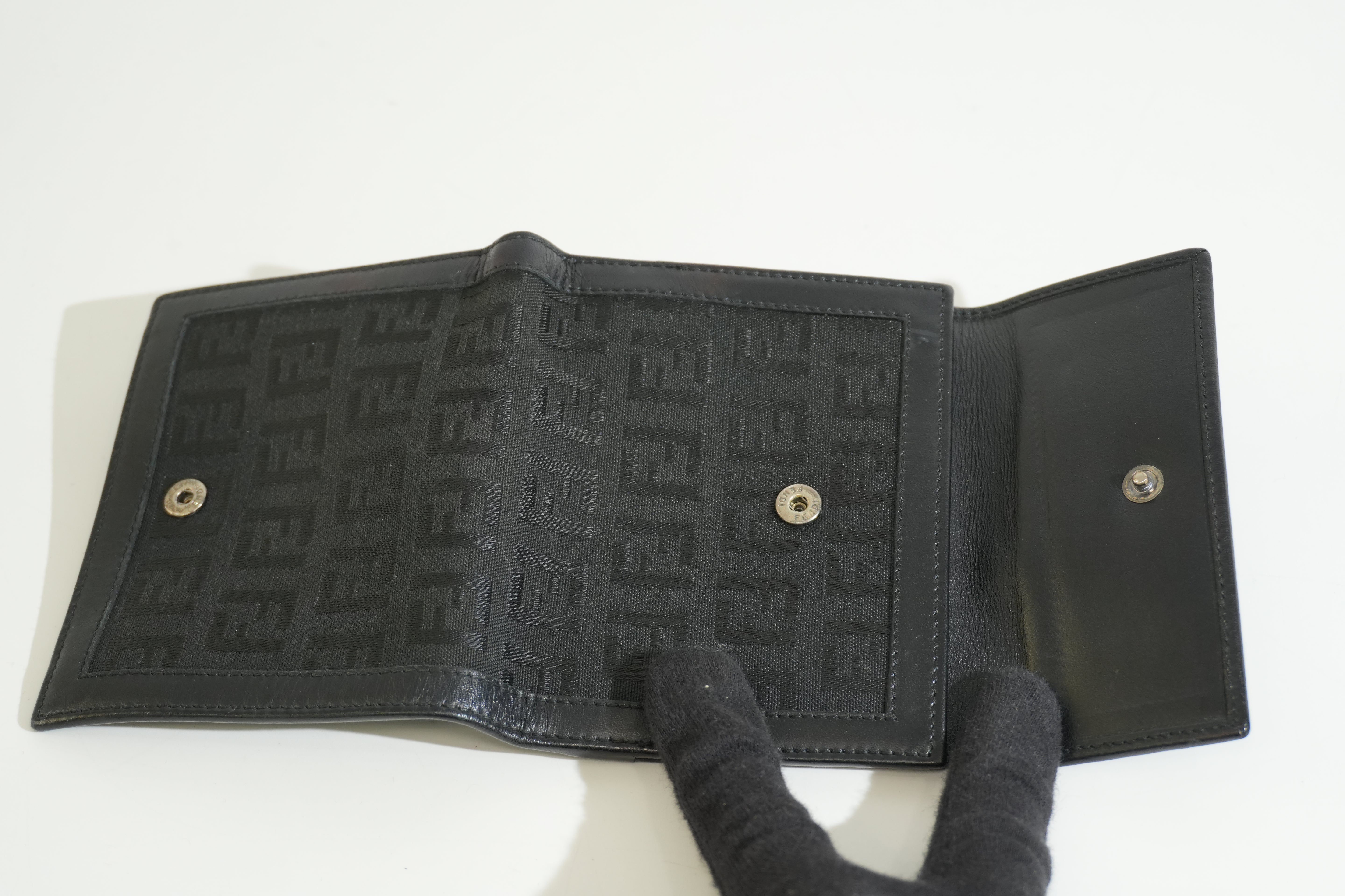 Pre-owned Fendi Zucchino Compact Wallet Black