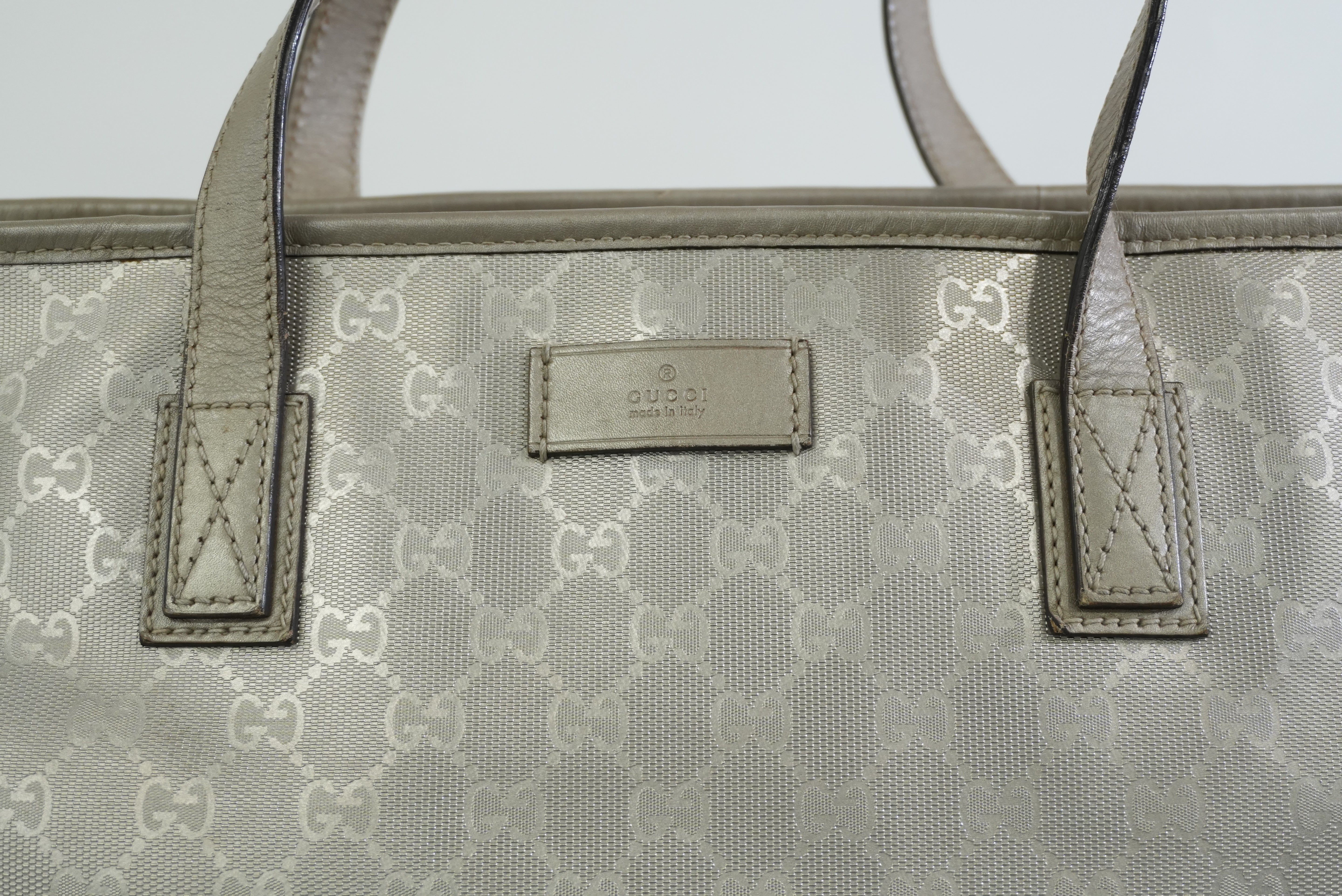 Pre-owned Gucci Metallic Tote Bag SIlver