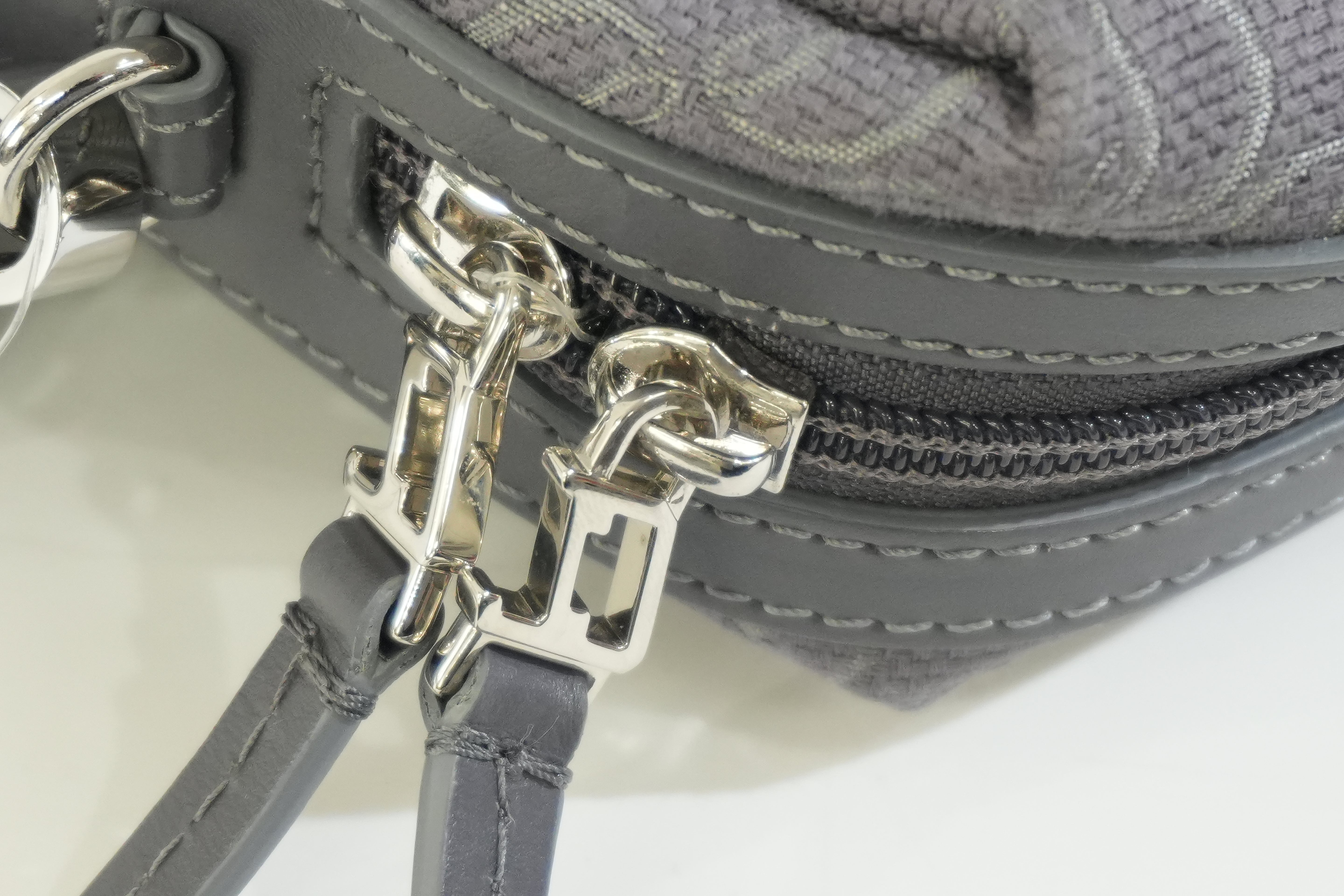 Pre-owned Louboutin Zip N Flap Crossbody Bag Gray