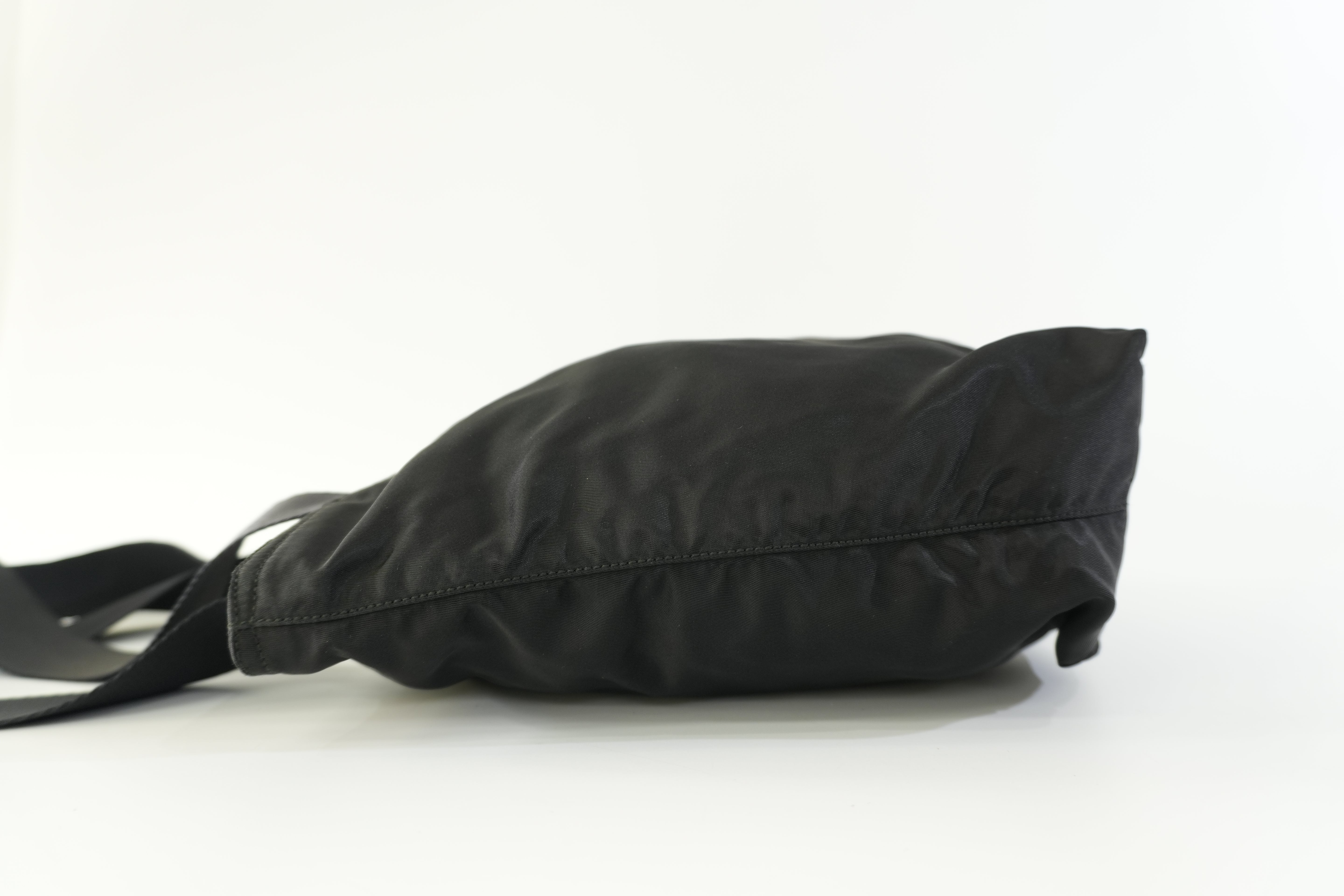 Pre-owned Prada Nylon Shoulder Bag Black