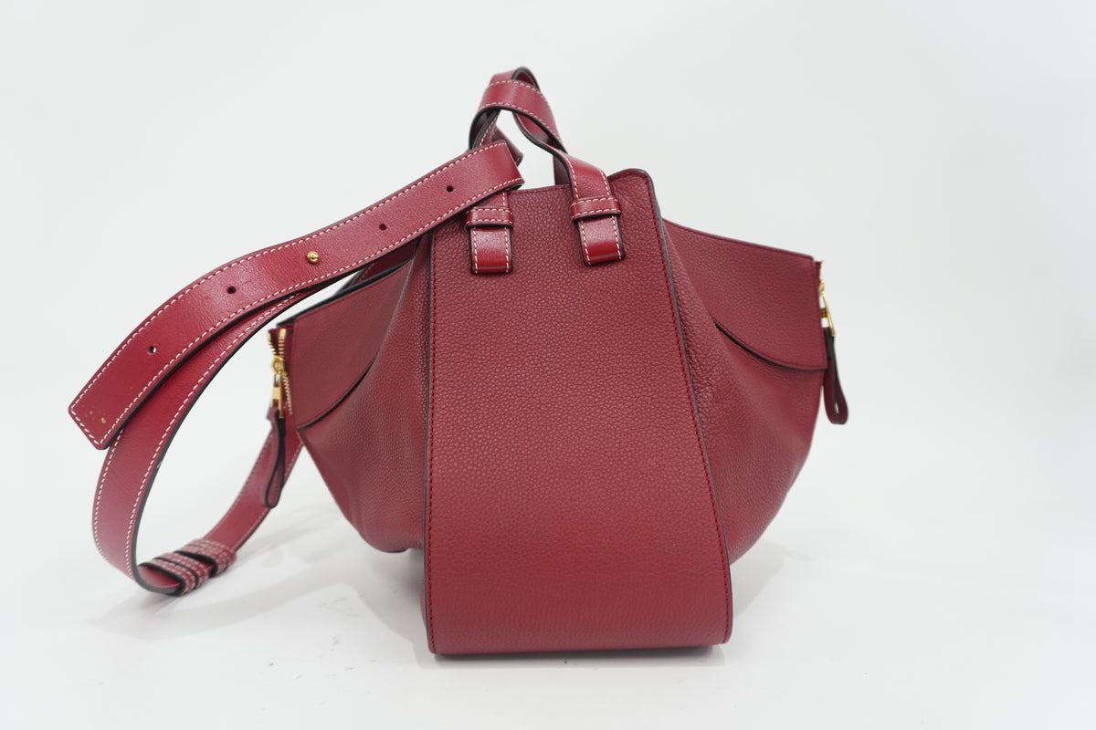 Pre-owned Loewe Hammock Shoulder Bag Red