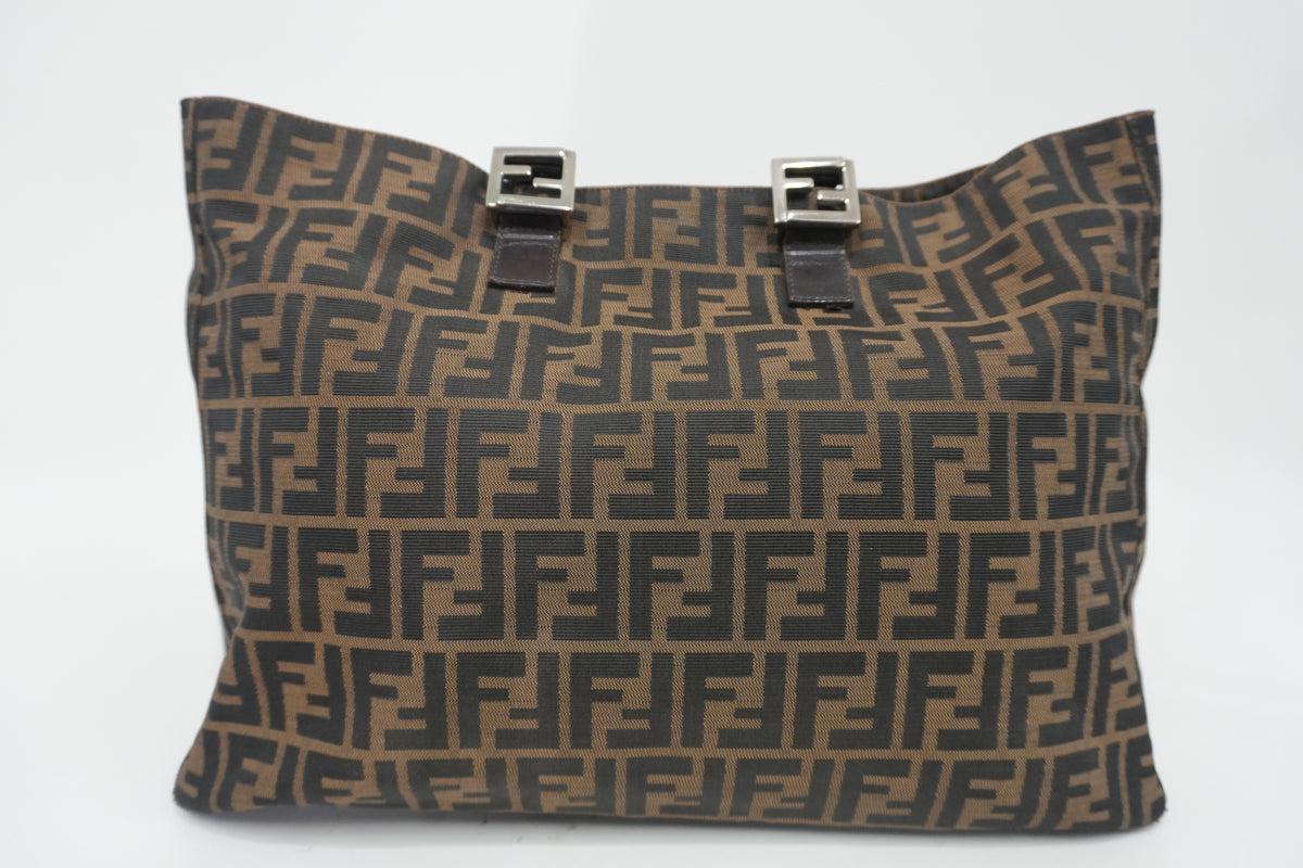Pre-owned Fendi Zucca Handbag Brown
