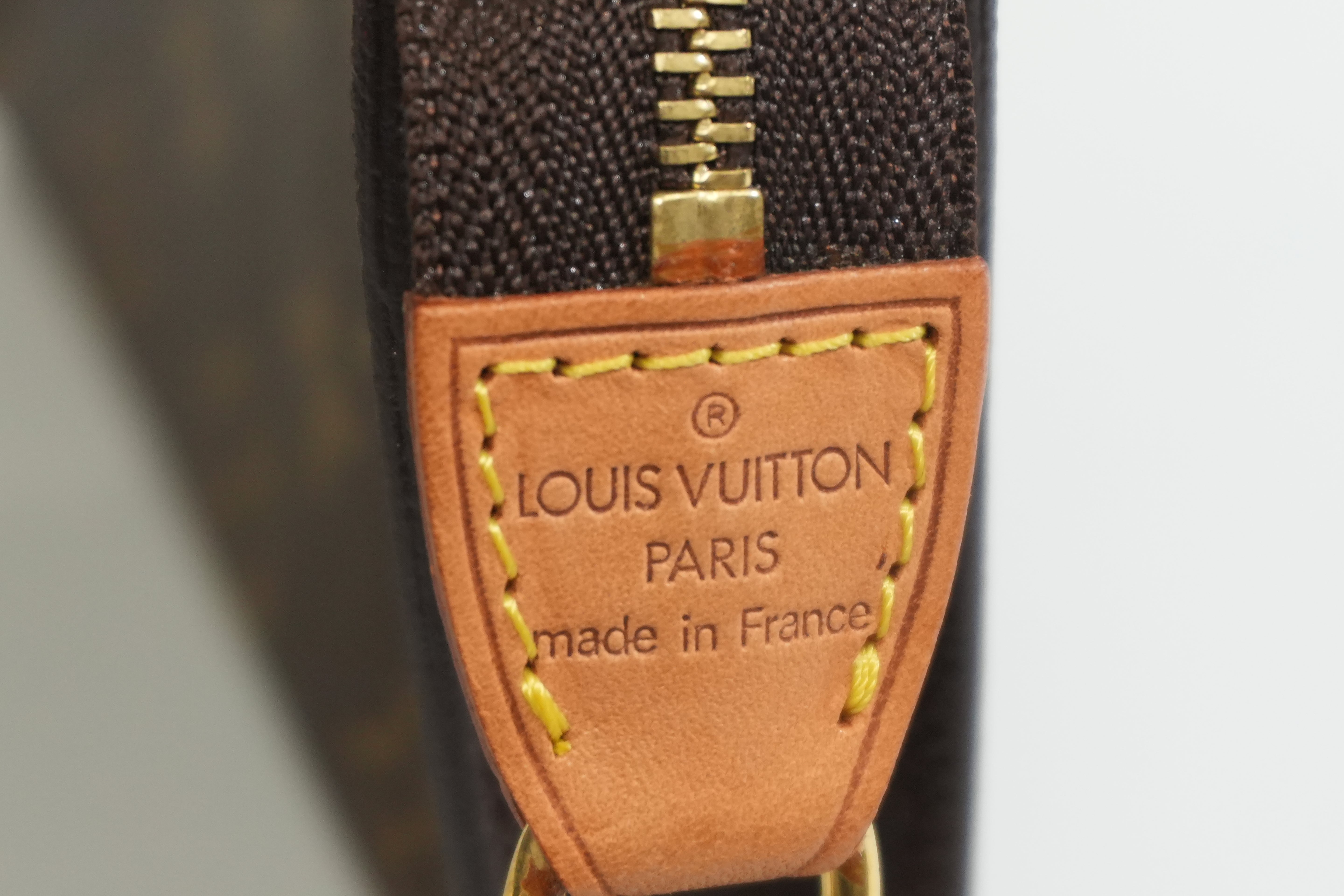 Pre-owned Louis Vuitton Monogram Pouch