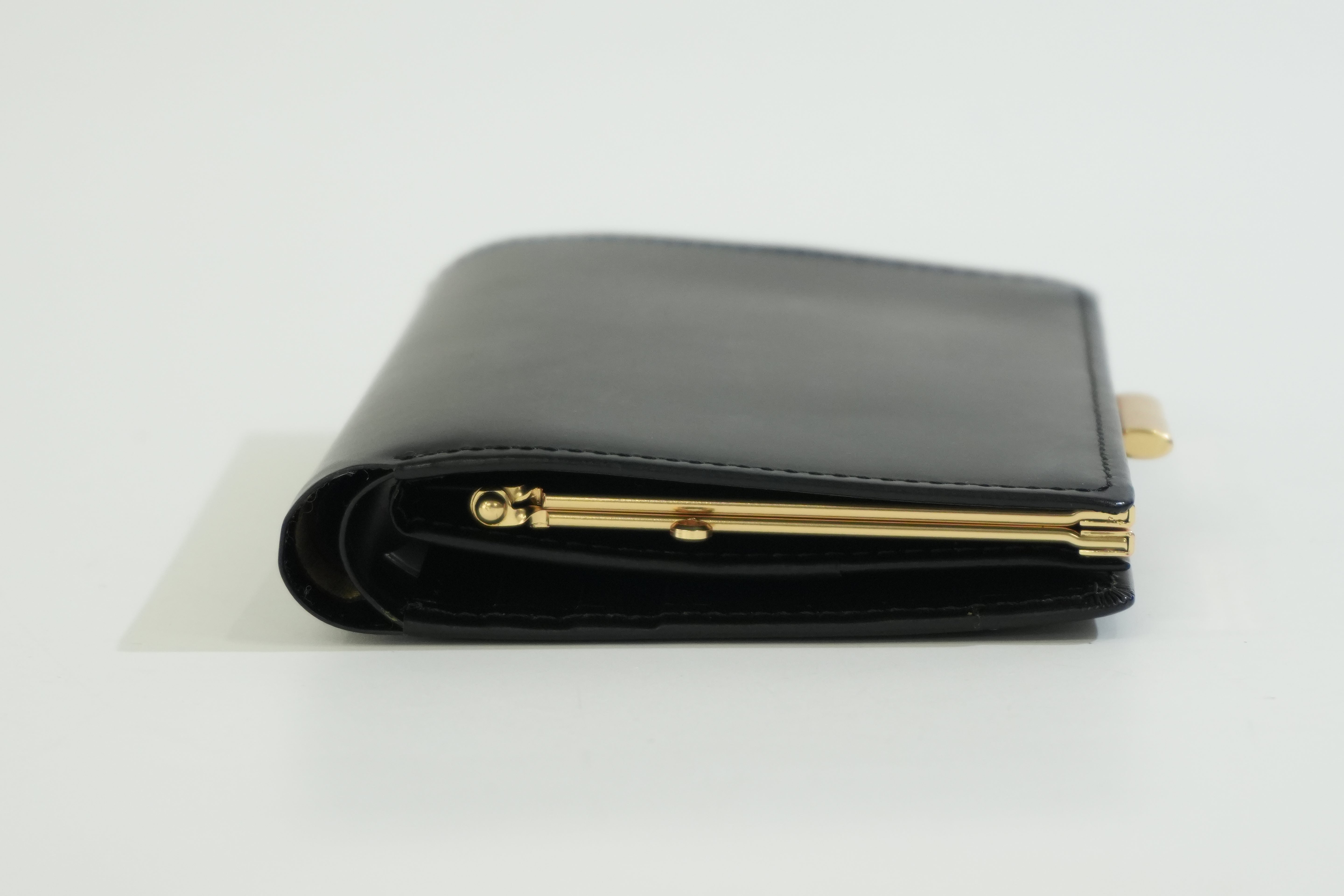 Pre-owned Burberry Compact Wallet Black
