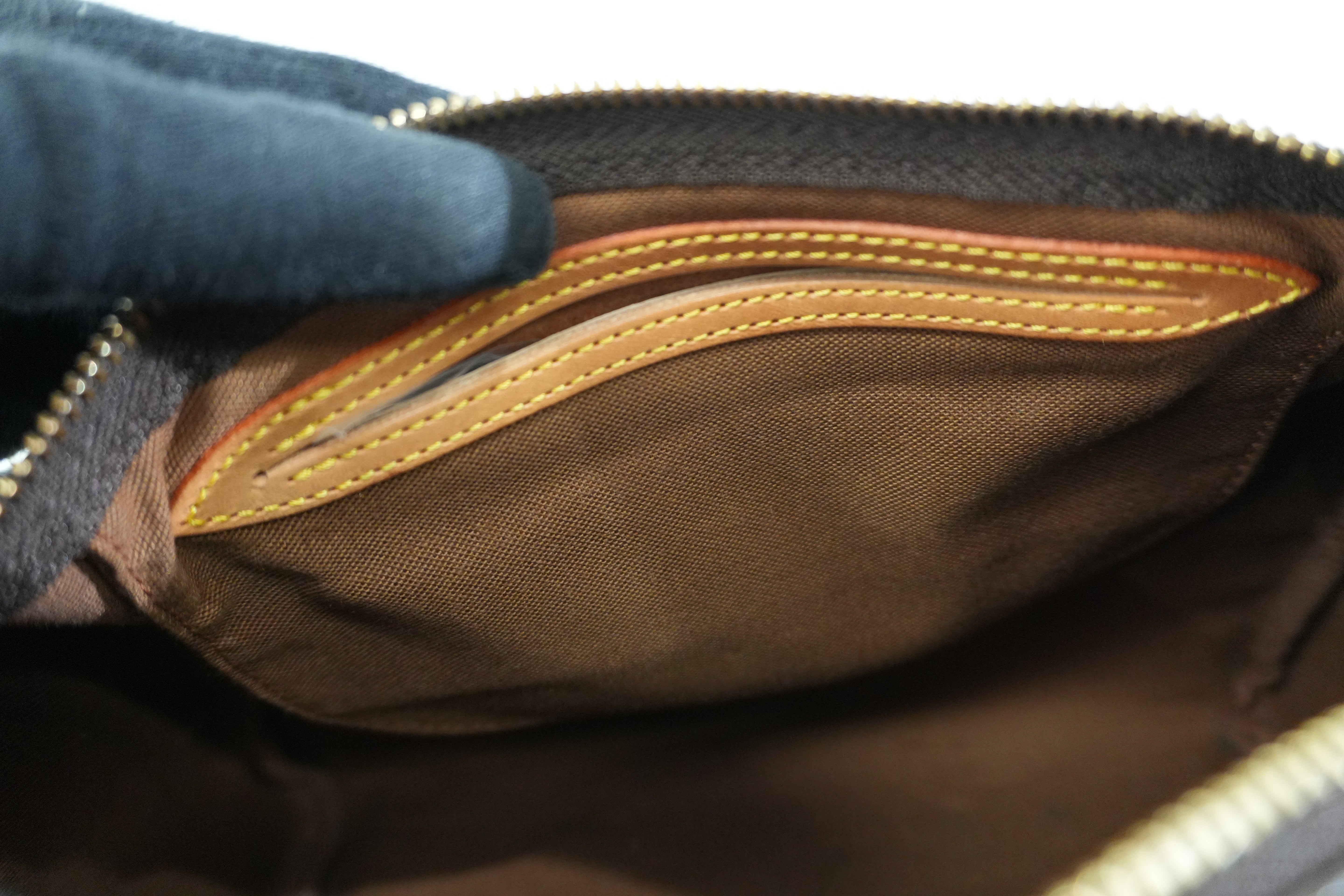 Pre-owned Louis Vuitton Monogram Speedy 25 Handbag