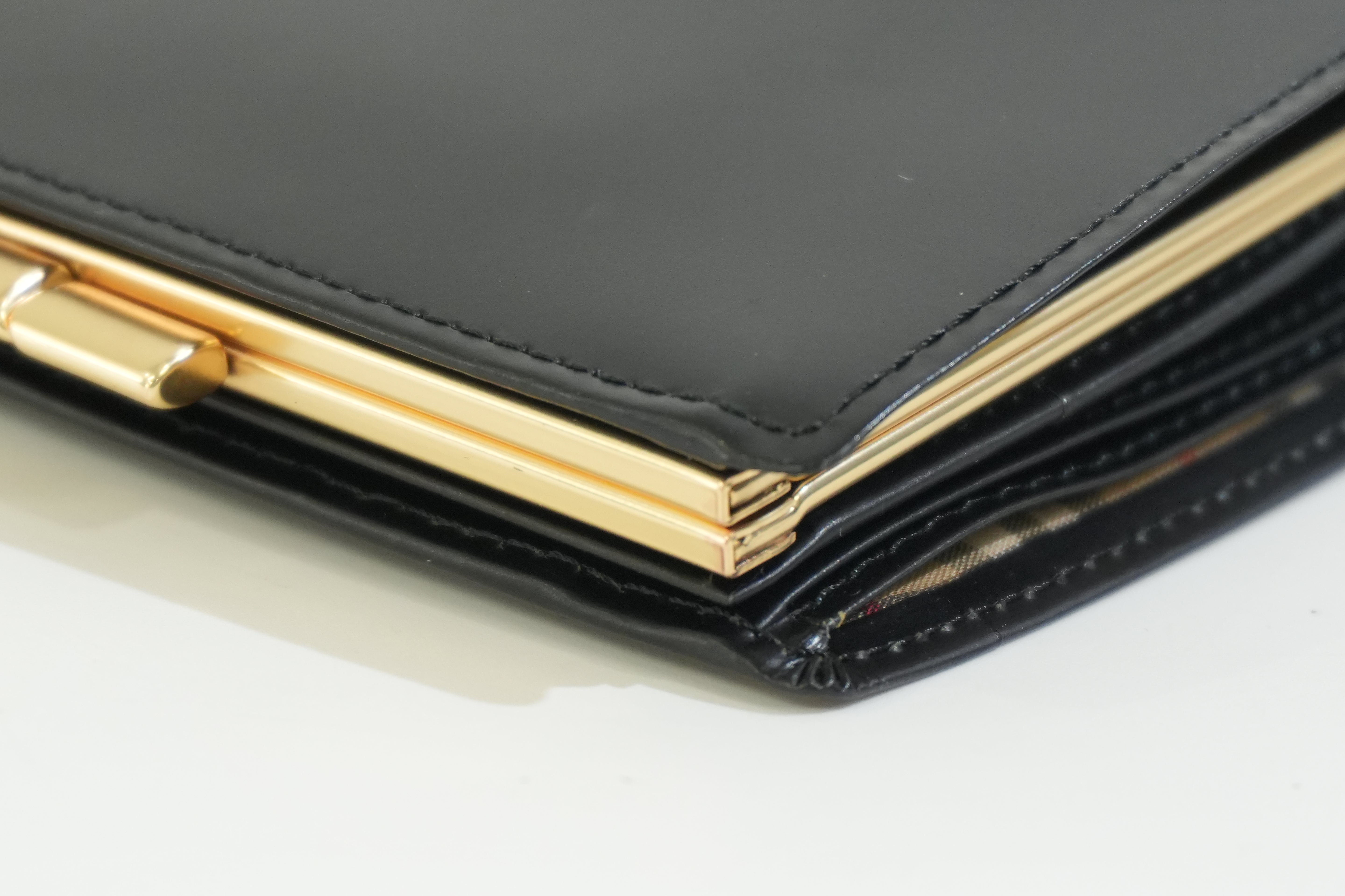 Pre-owned Burberry Compact Wallet Black