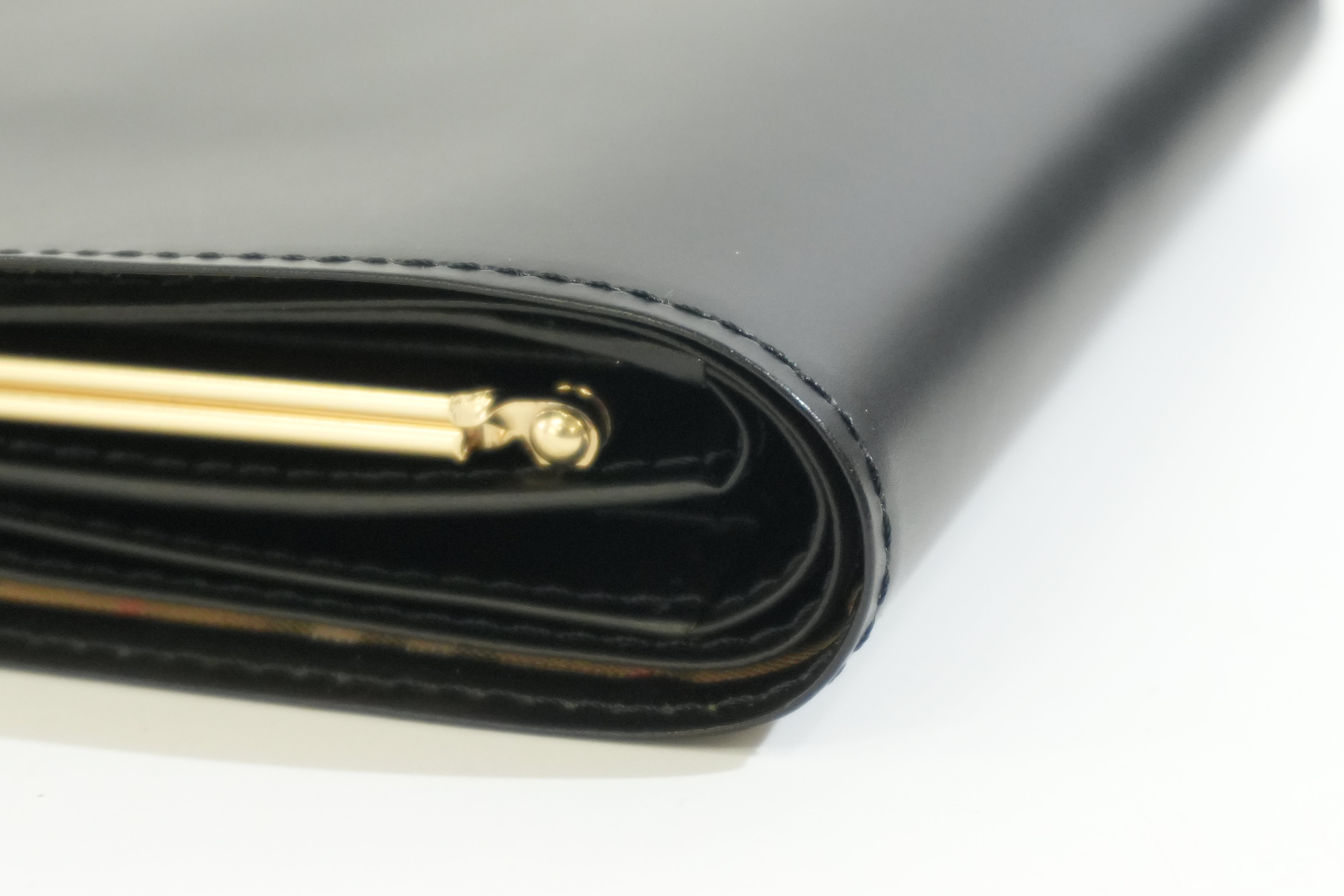 Pre-owned Burberry Compact Wallet Black