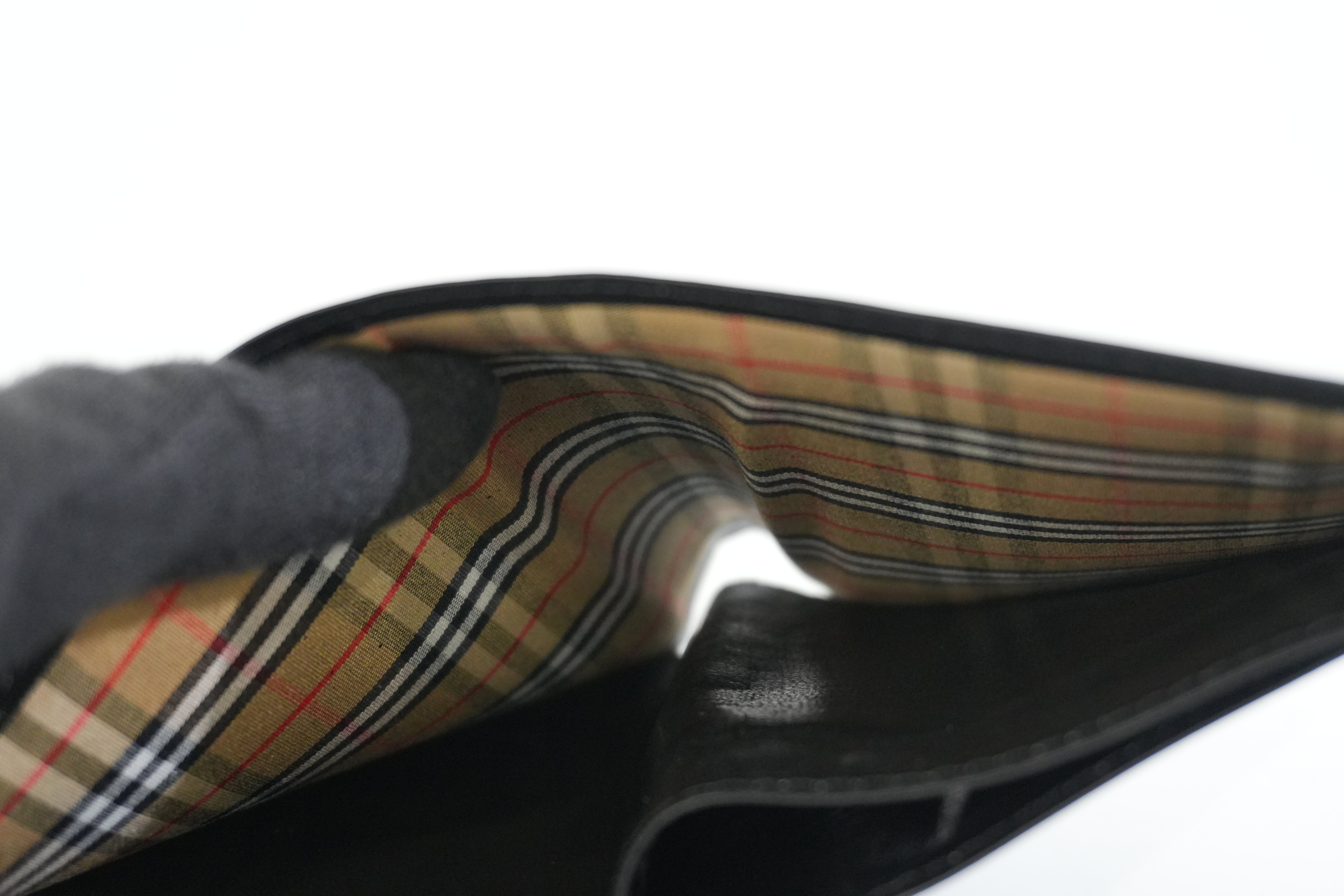 Pre-owned Burberry Compact Wallet Black