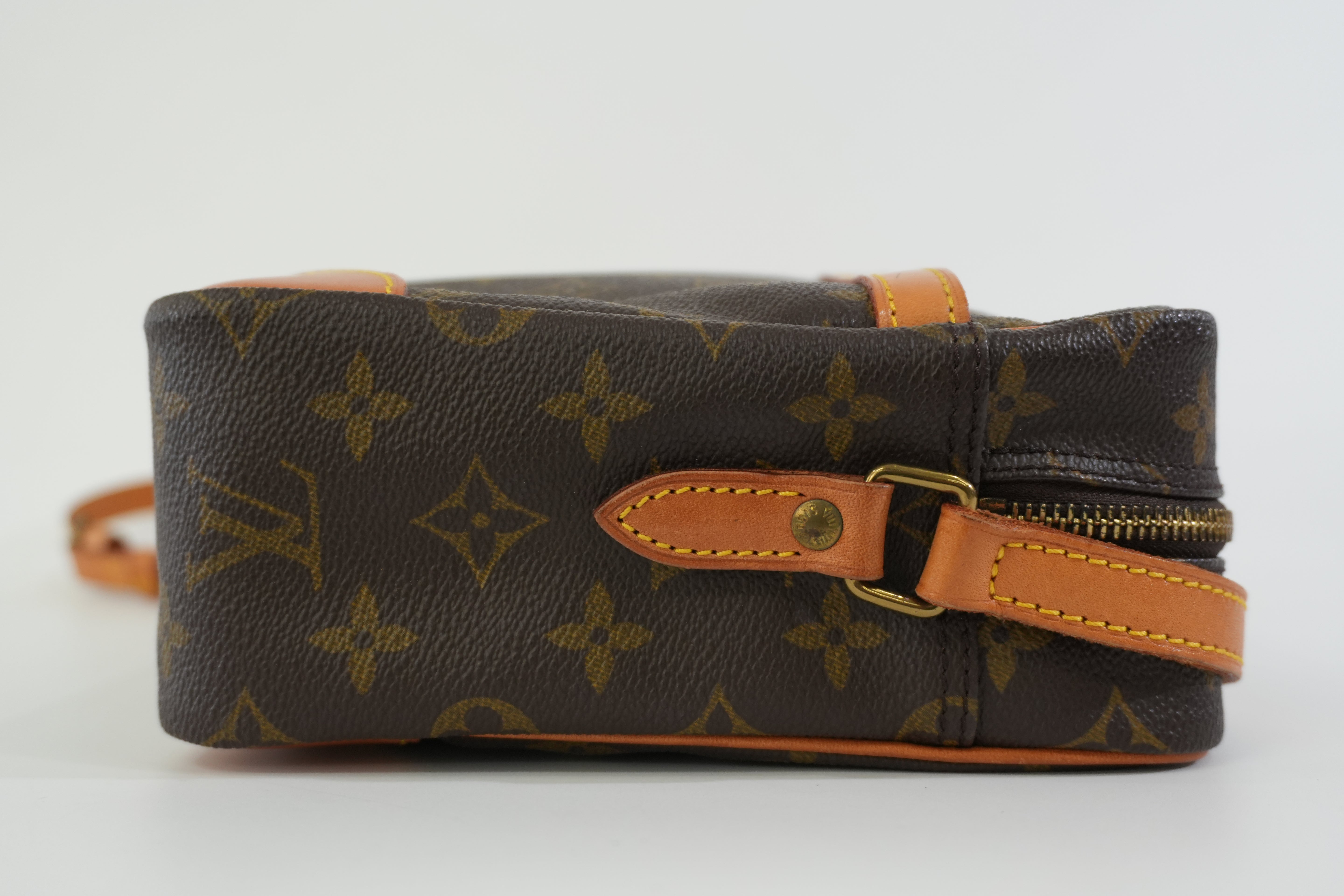 Pre-owned Louis Vuitton Monogram Trocadero GM Shoulder Bag