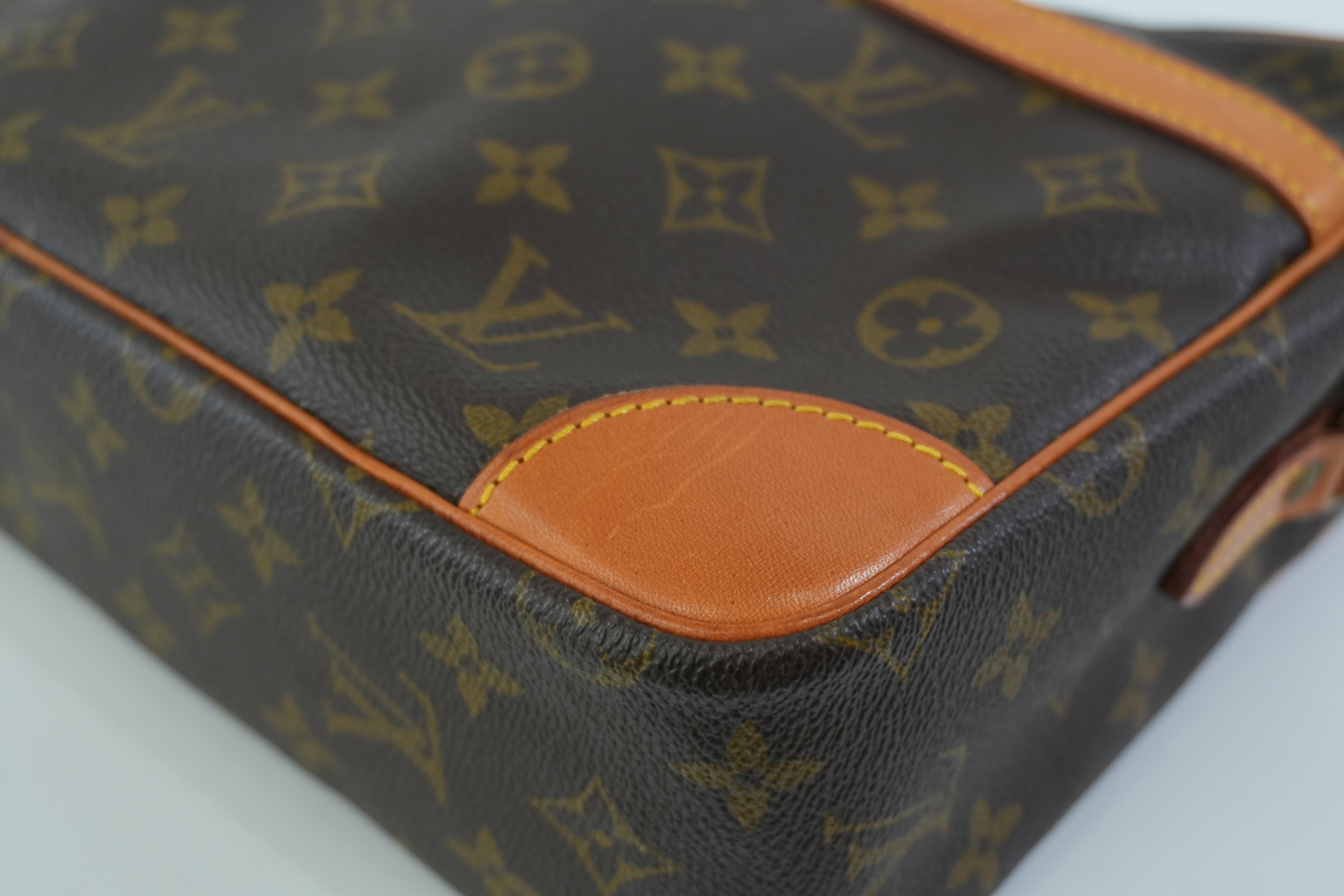 Pre-owned Louis Vuitton Monogram Trocadero GM Shoulder Bag