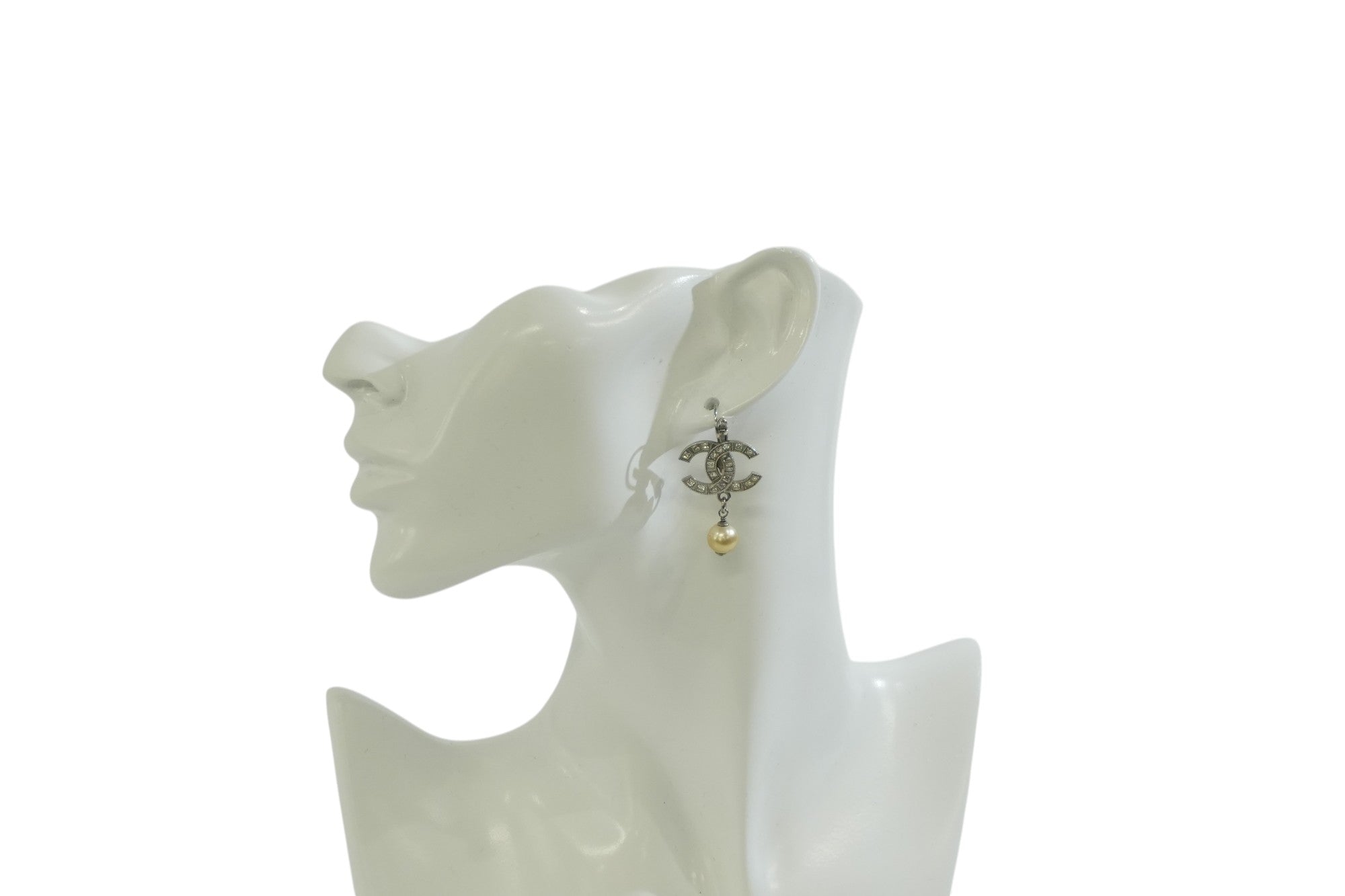 Pre-owned Chanel CC Drop Earrings