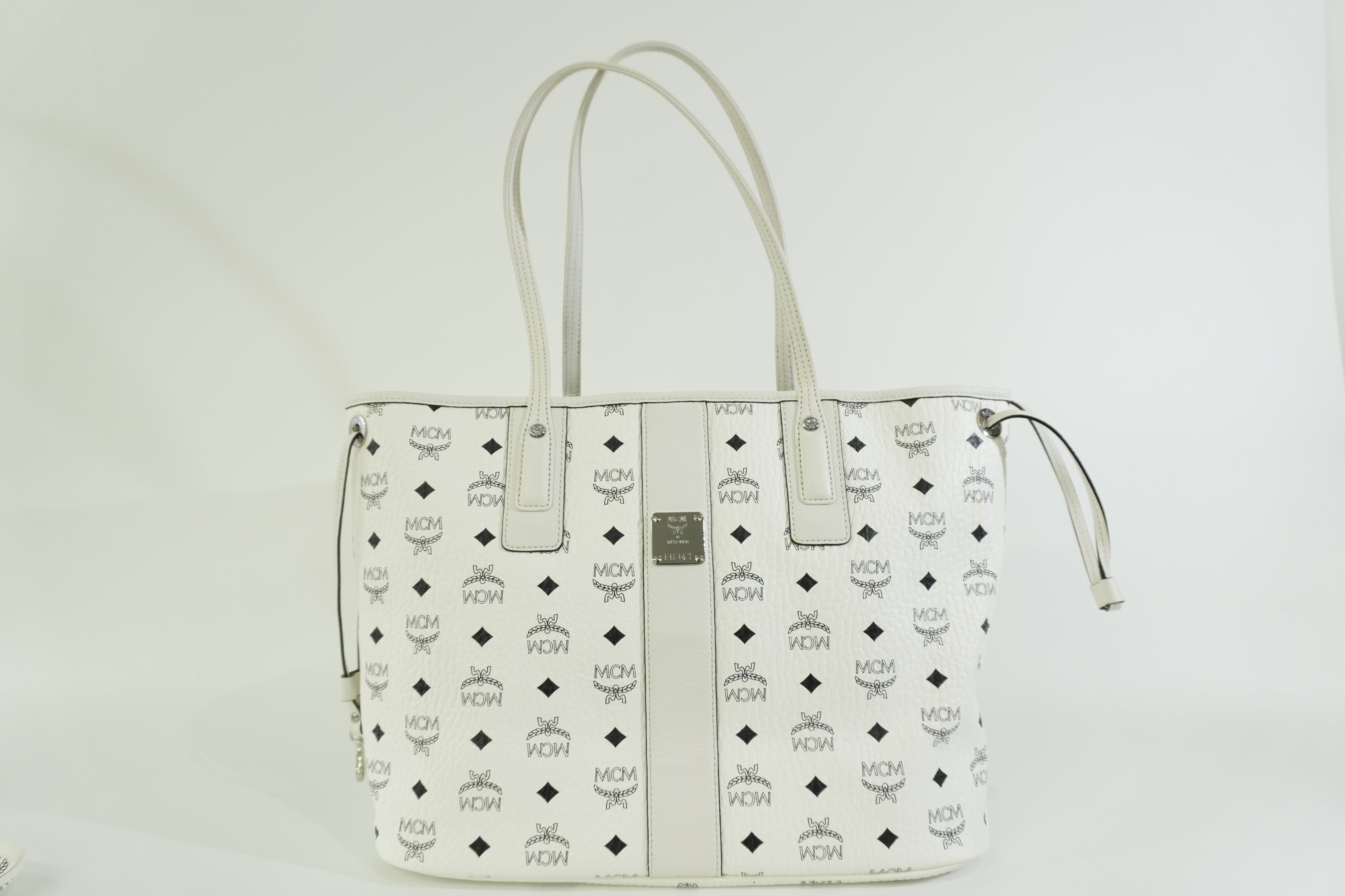 Pre-owned MCM Tote Bag with Pouch White
