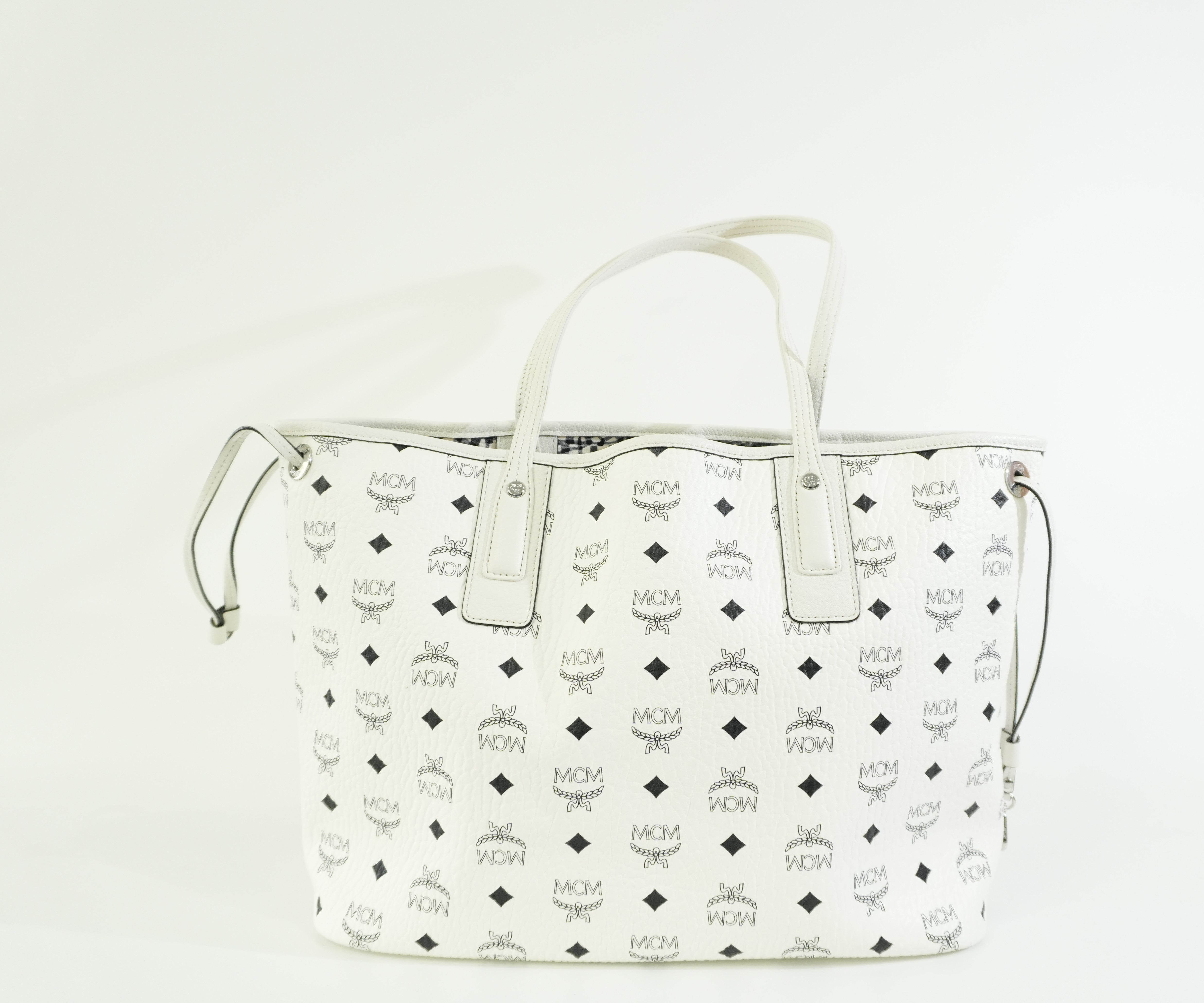 Pre-owned MCM Tote Bag with Pouch White
