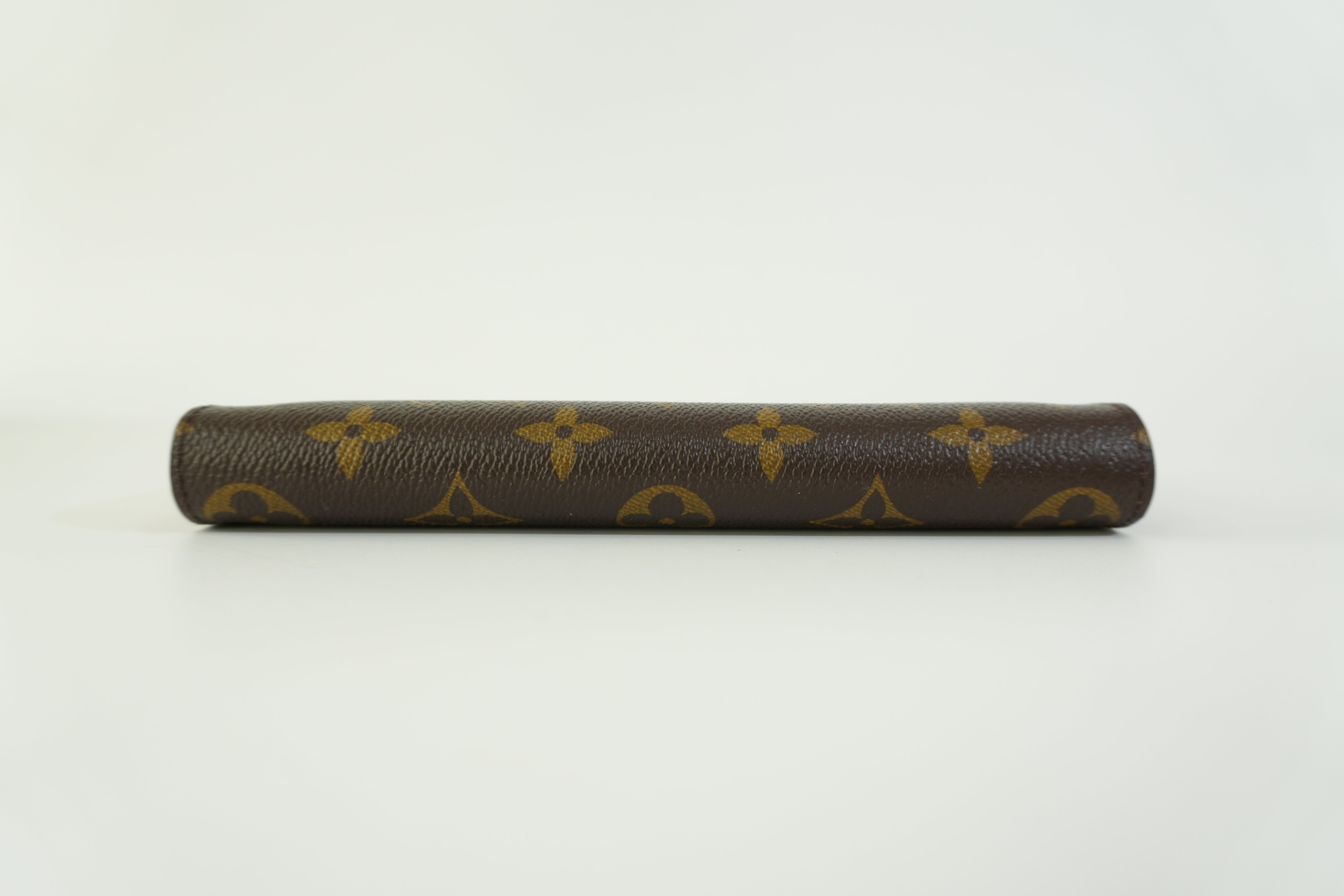 Pre-owned Louis Vuitton Monogram Brazza Wallet