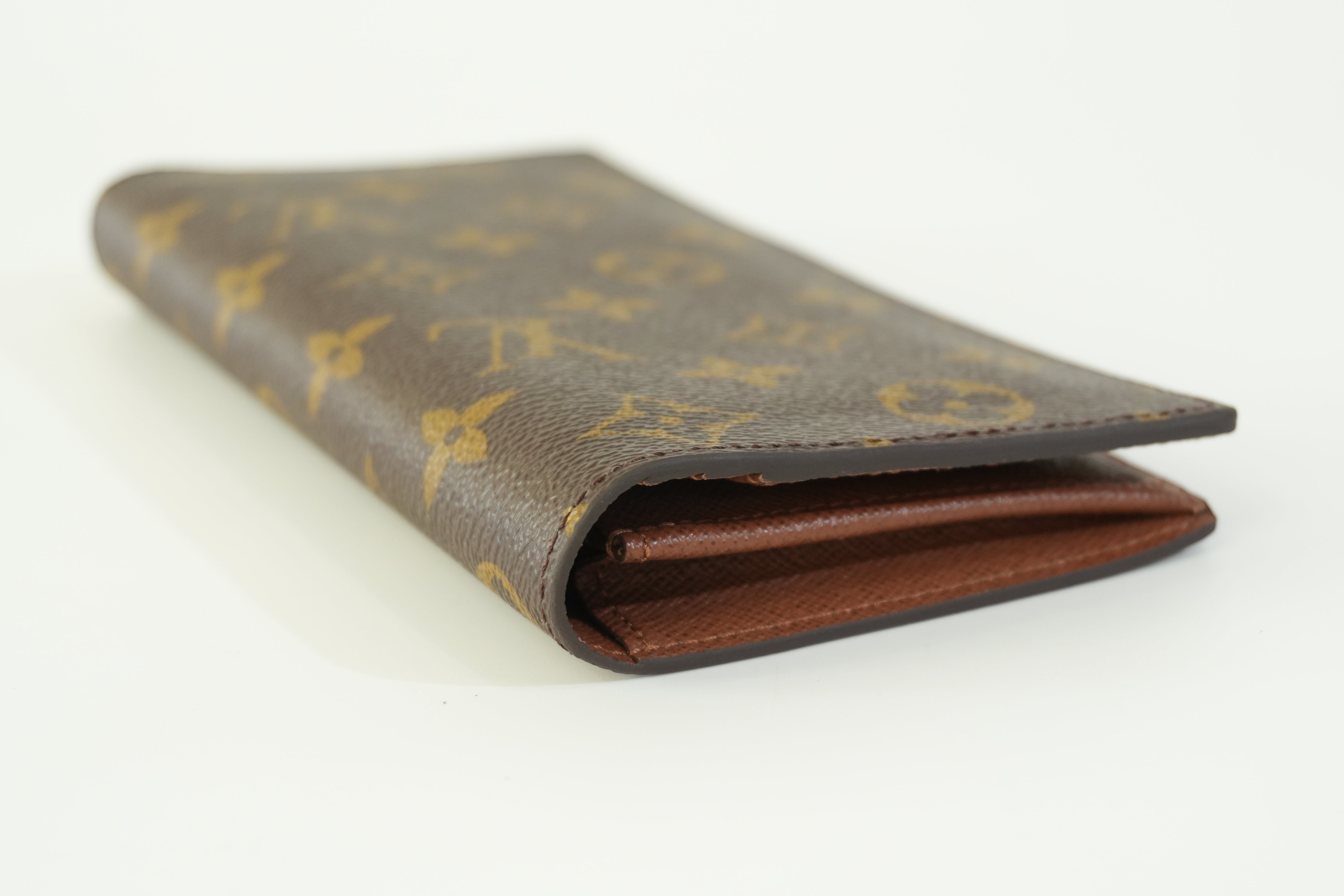 Pre-owned Louis Vuitton Monogram Brazza Wallet